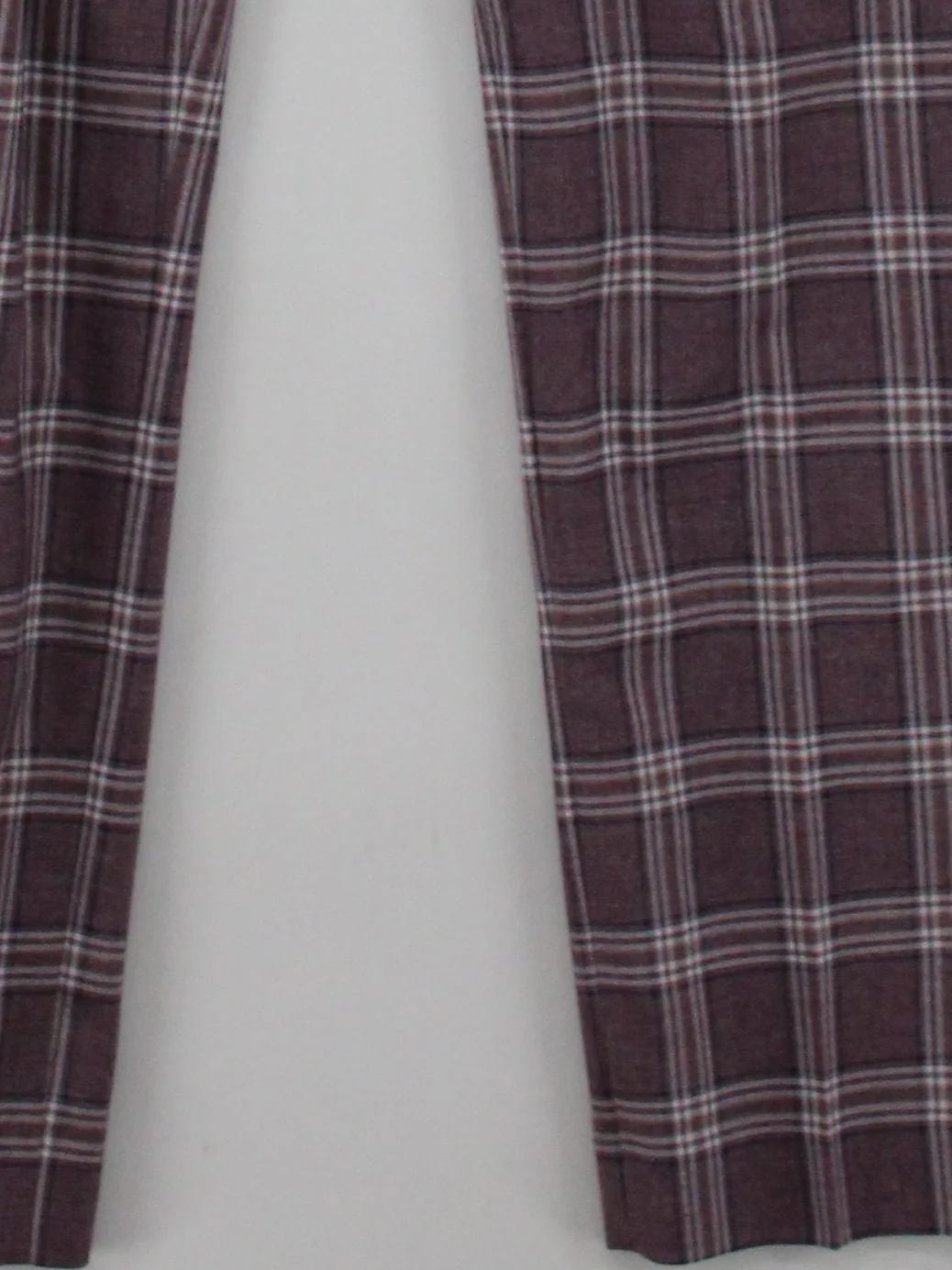 19 . 04 Men's Two Piece Suit Chest: 42 in Purple Polyester with Viscose 3 Piece - Image 4