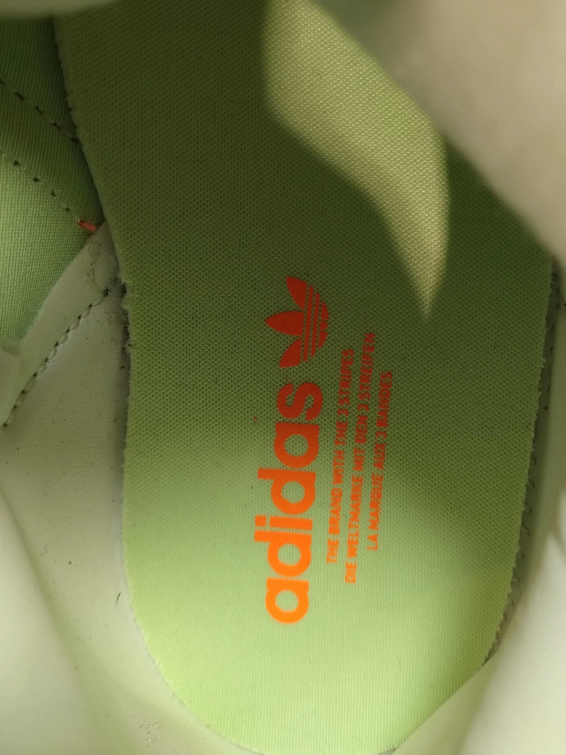 Adidas GAZELLE Women's Trainers SHI 035004 A1H7495 12NNBBVZQ0239 EU38 in Green - Image 10