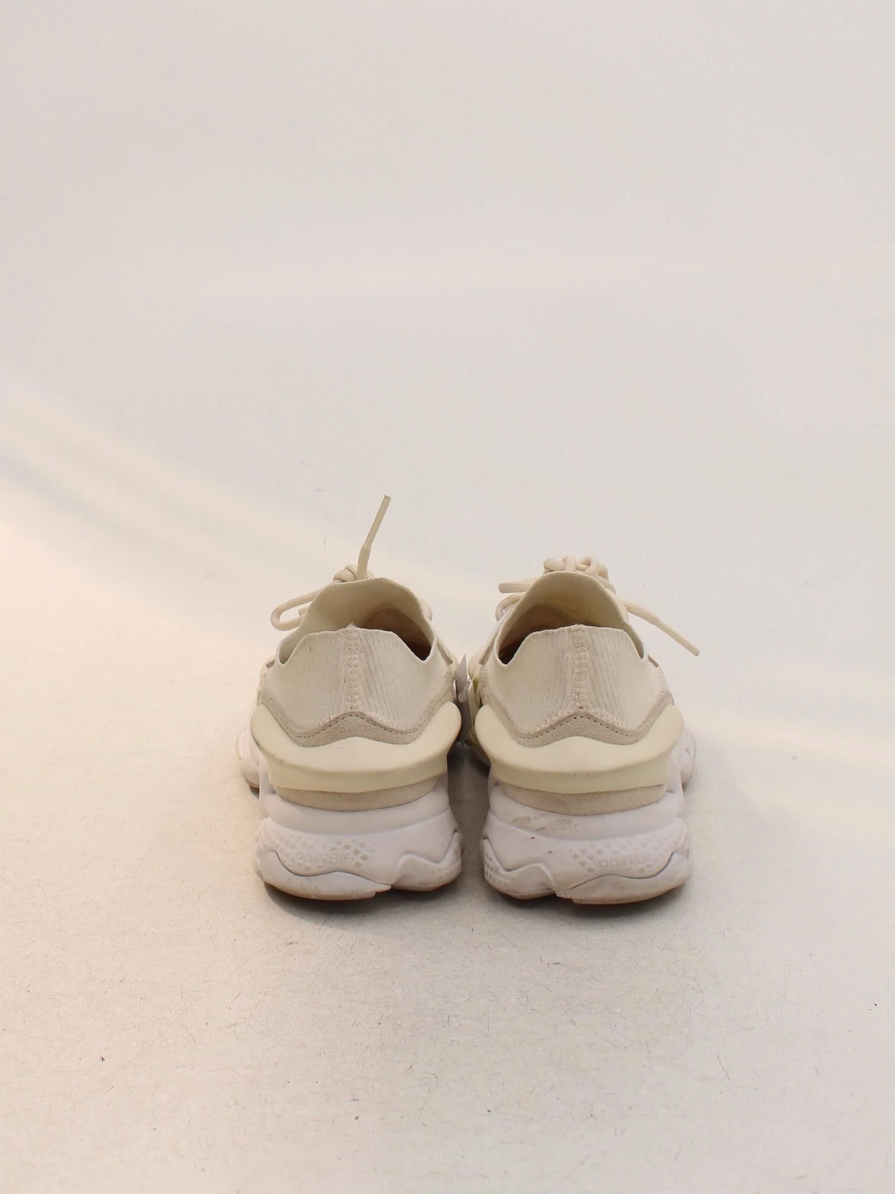 Adidas & Ivy Park OZWEEGO Women's Trainers H06171 UK6 in Cream - Image 3