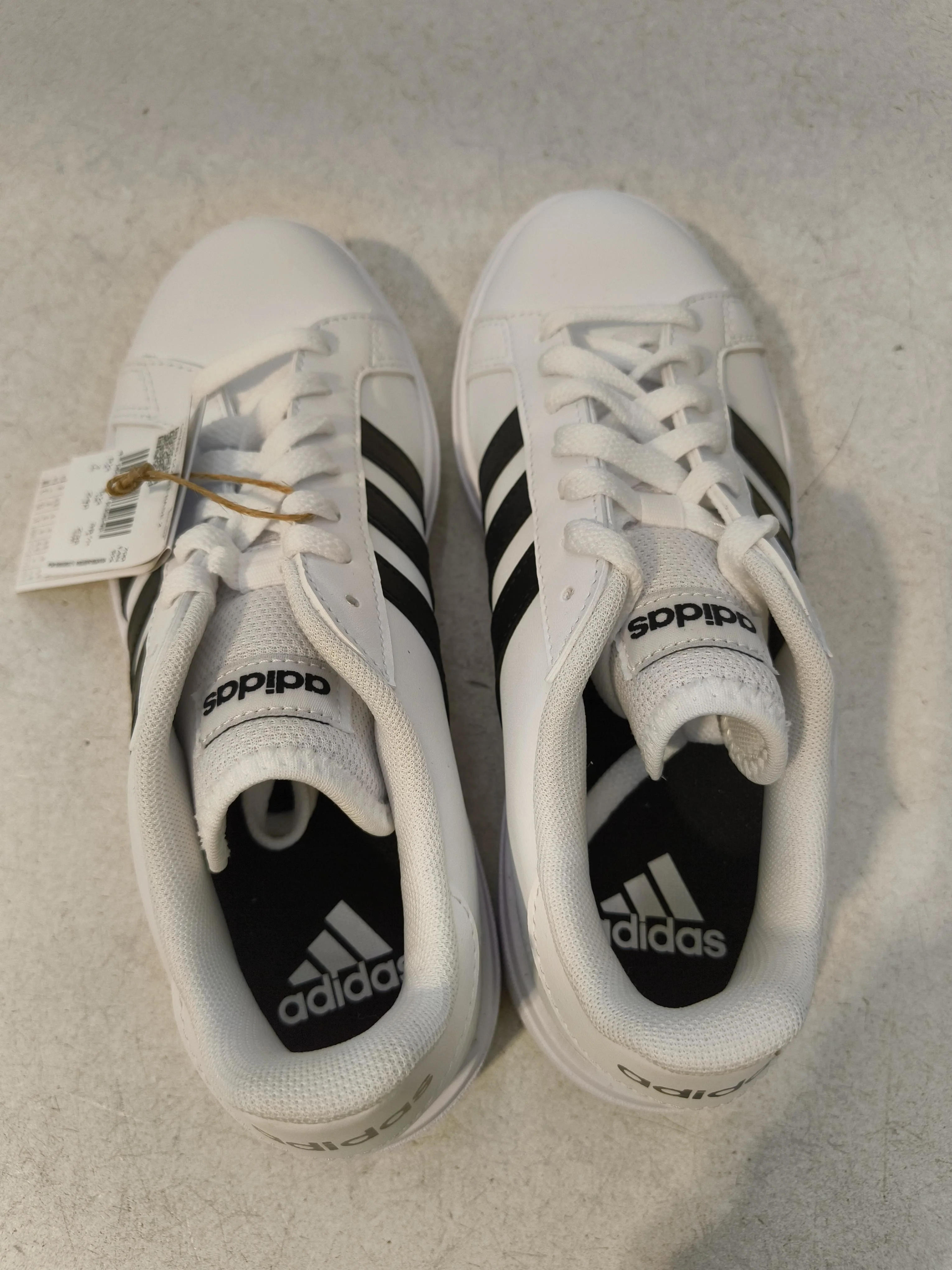 Adidas Women's Trainers UK5.5 US7 in White - Image 6