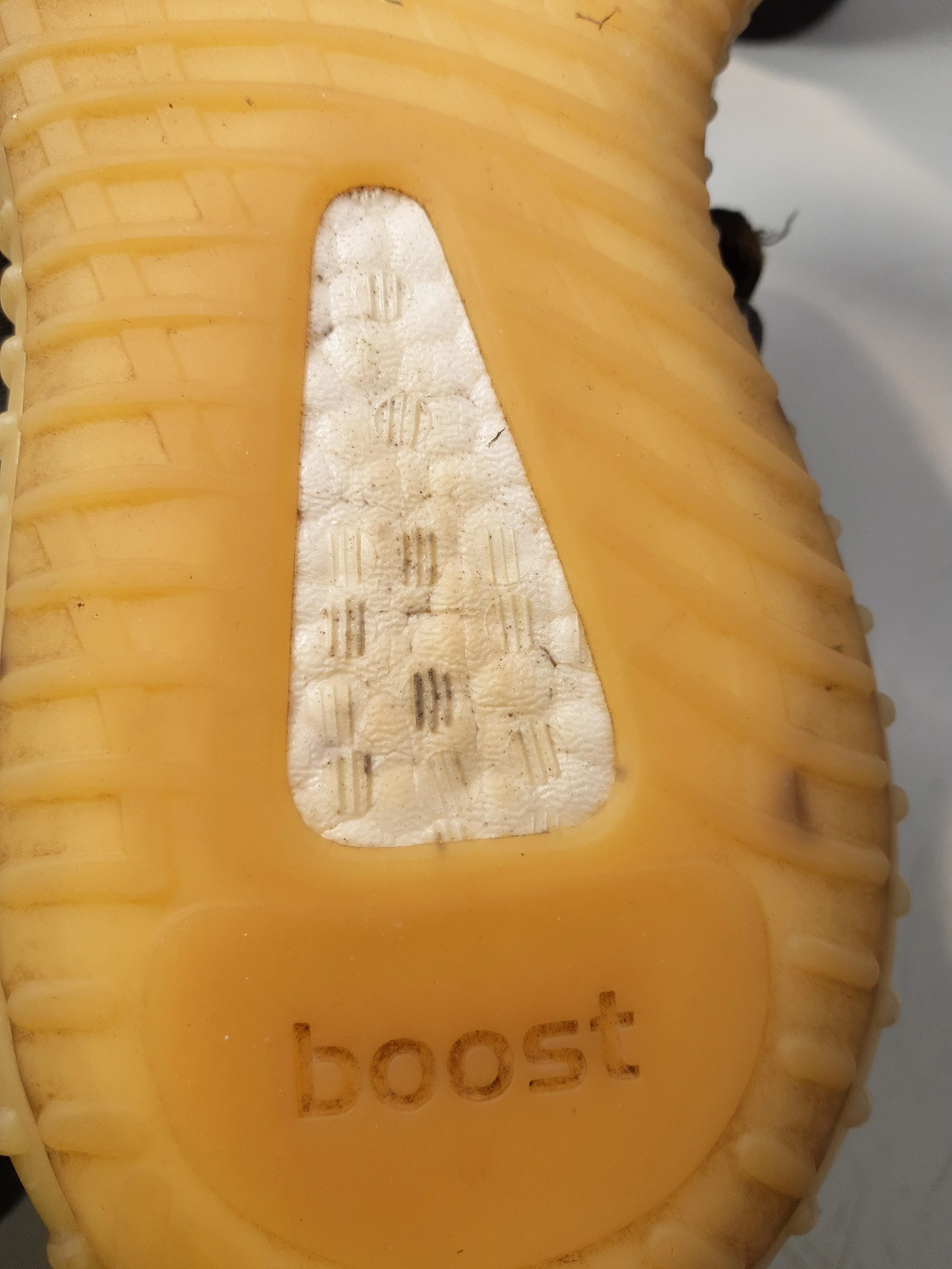 Adidas Yeezy Boost 350 V2 Women's Trainers FZ5090 UK6 EU39 US6.5 in Black - Image 9