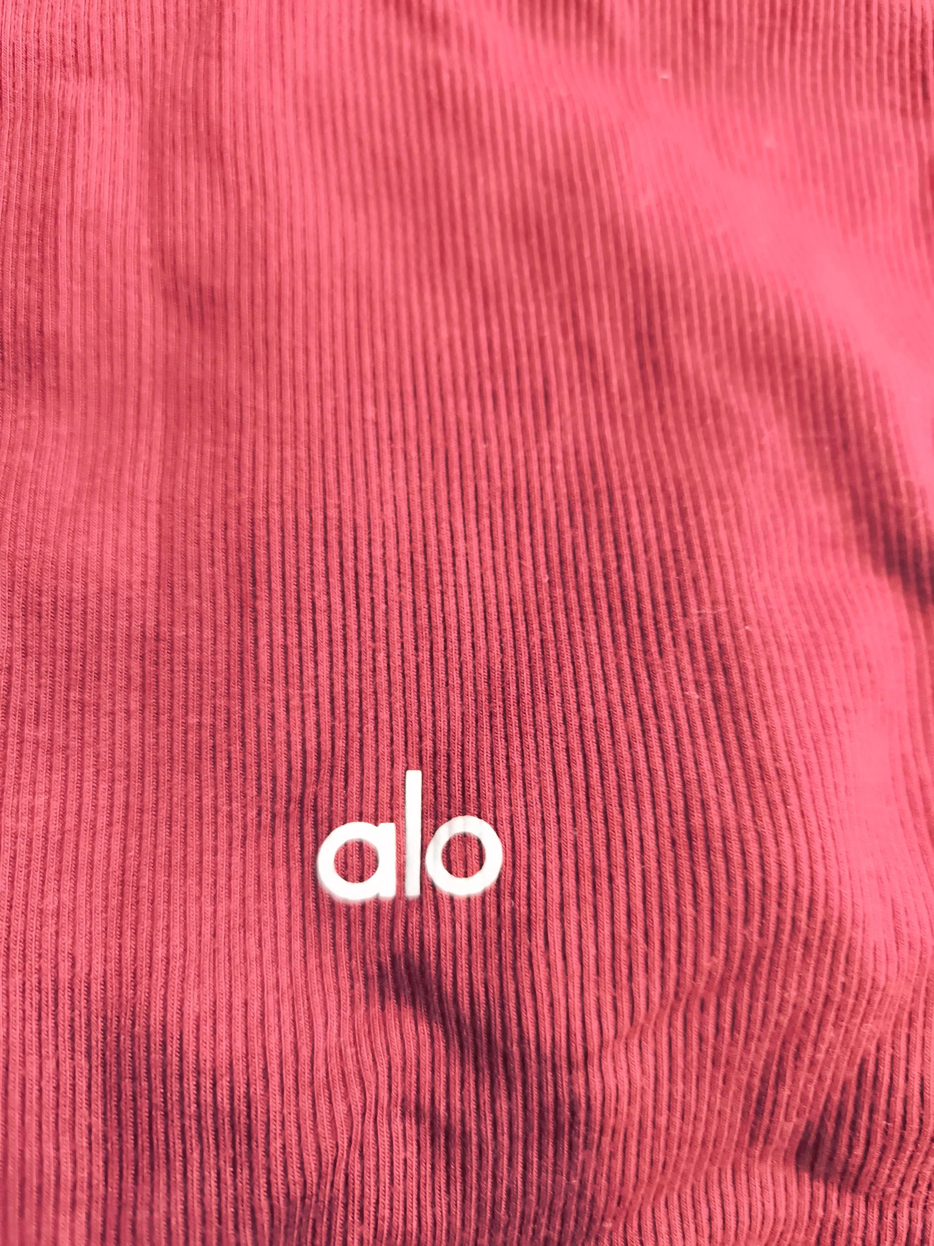 Alo Yoga Women's Top S Red 100% Other Sleeveless Round Neck Basic - Image 5