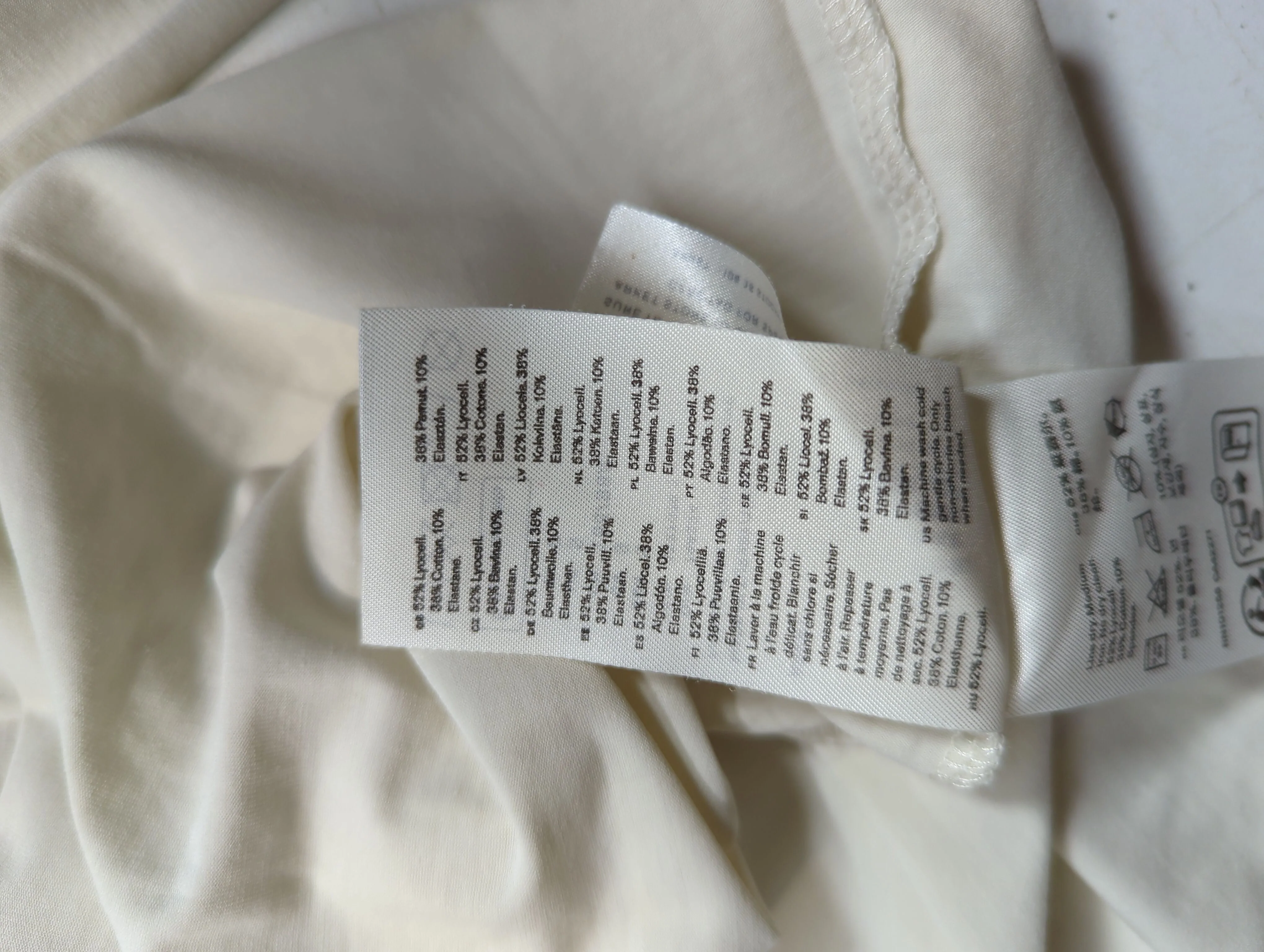 Arket Women's T-Shirt S Cream Lyocell Modal with Elastane Basic - Image 6