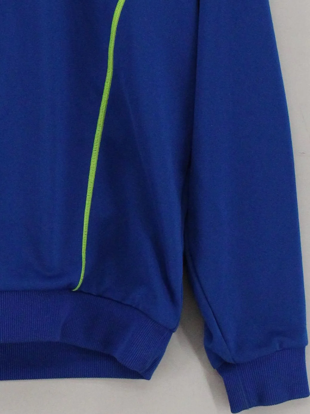 Asics Men's Hoodie L Blue 100% Polyester Pullover - Image 4