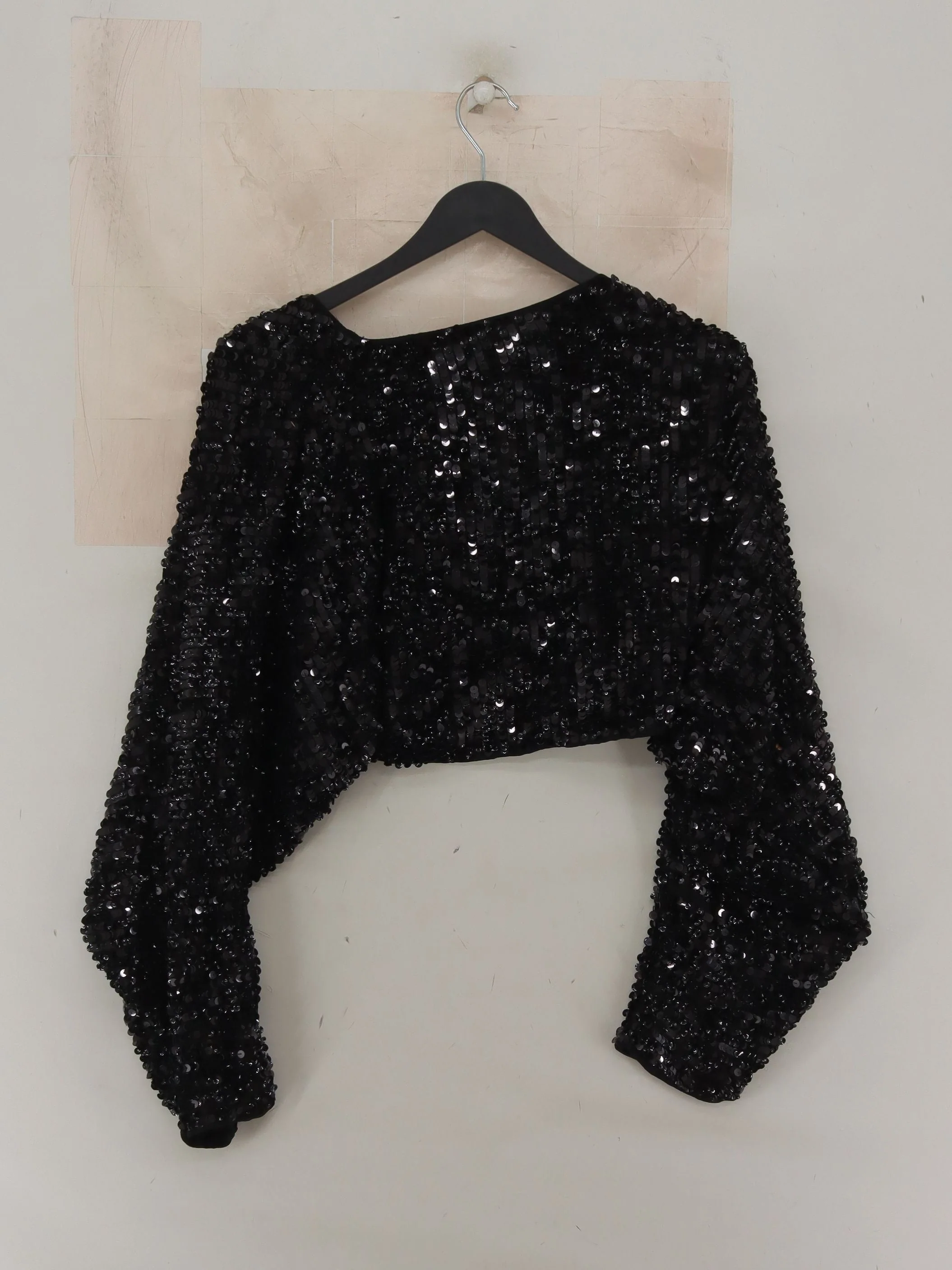 Asos Design Women's Top M Black 100% Polyester Long Sleeve V-Neck Cropped - Image 2