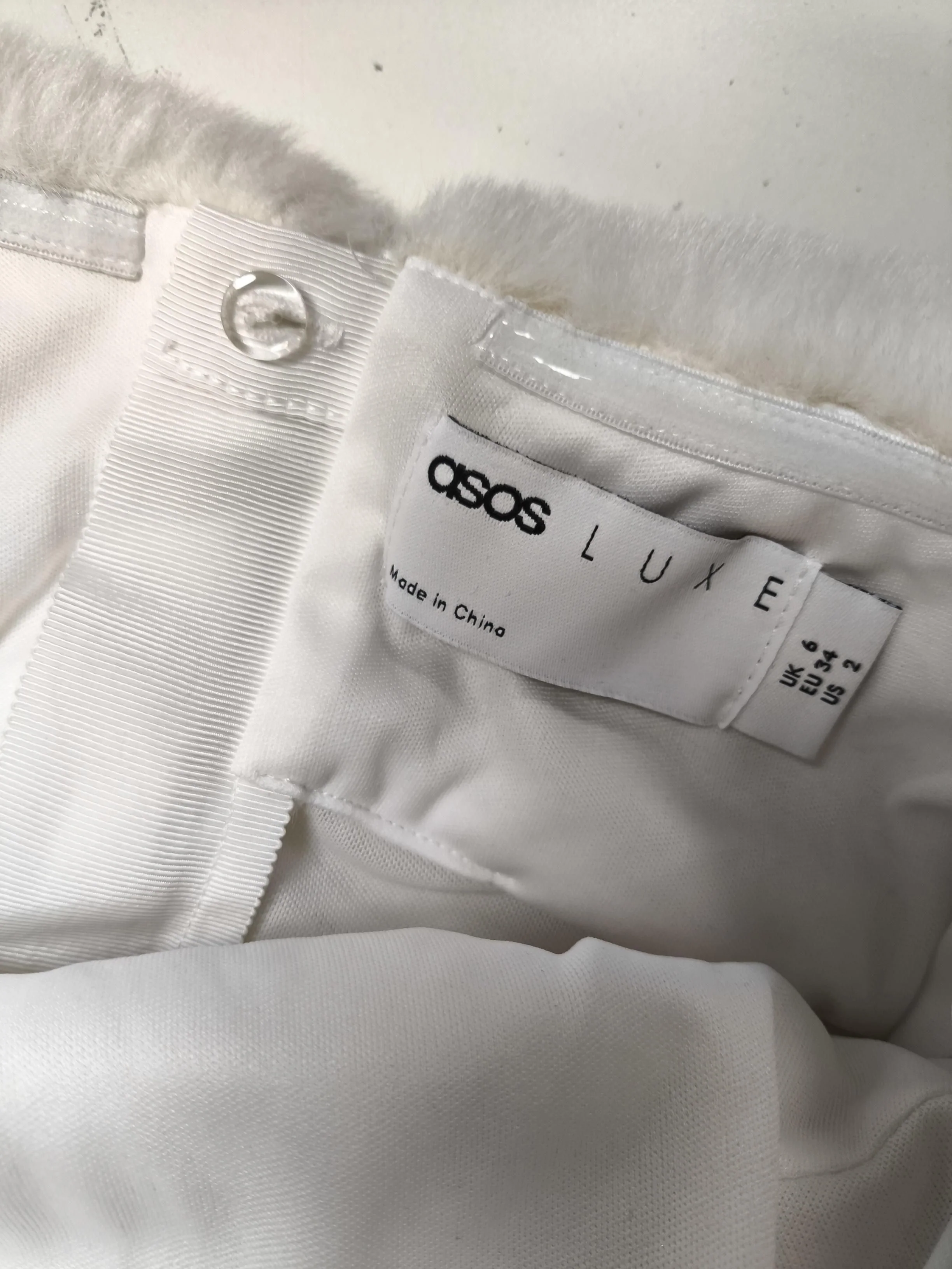 Asos Mini Dress UK6 in White - Image 5