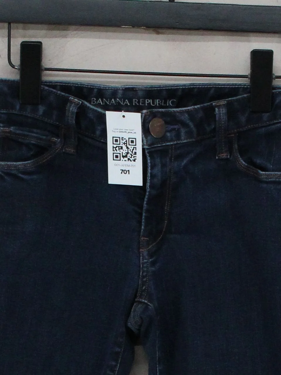 Banana Republic Women's Jeans W 25 in Blue Cotton with Polyester, Spandex Skinny - Image 3