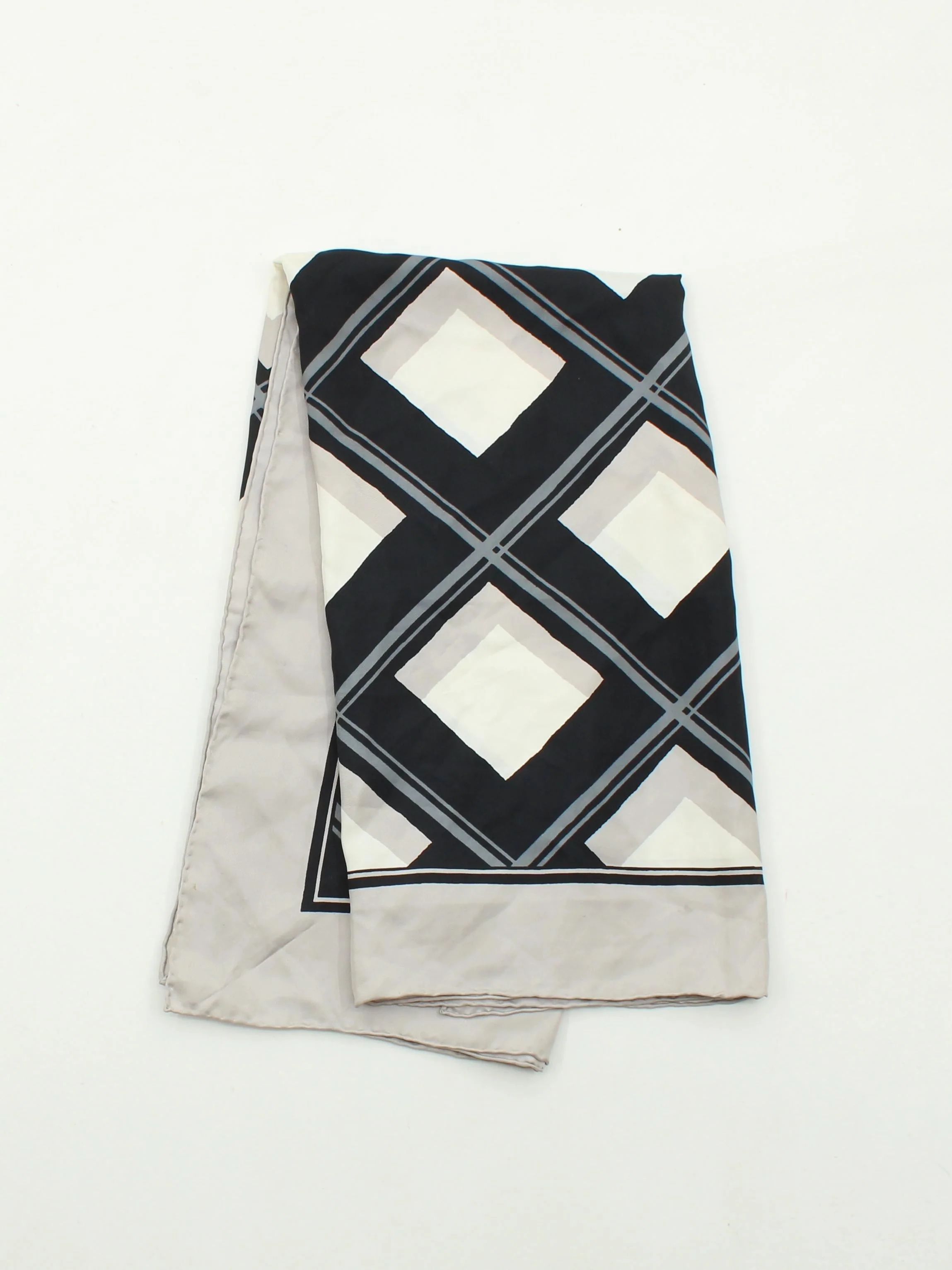 Banana Republic Women's Scarf Multi Geometric 100% Silk Rectangle Scarf - Image 2