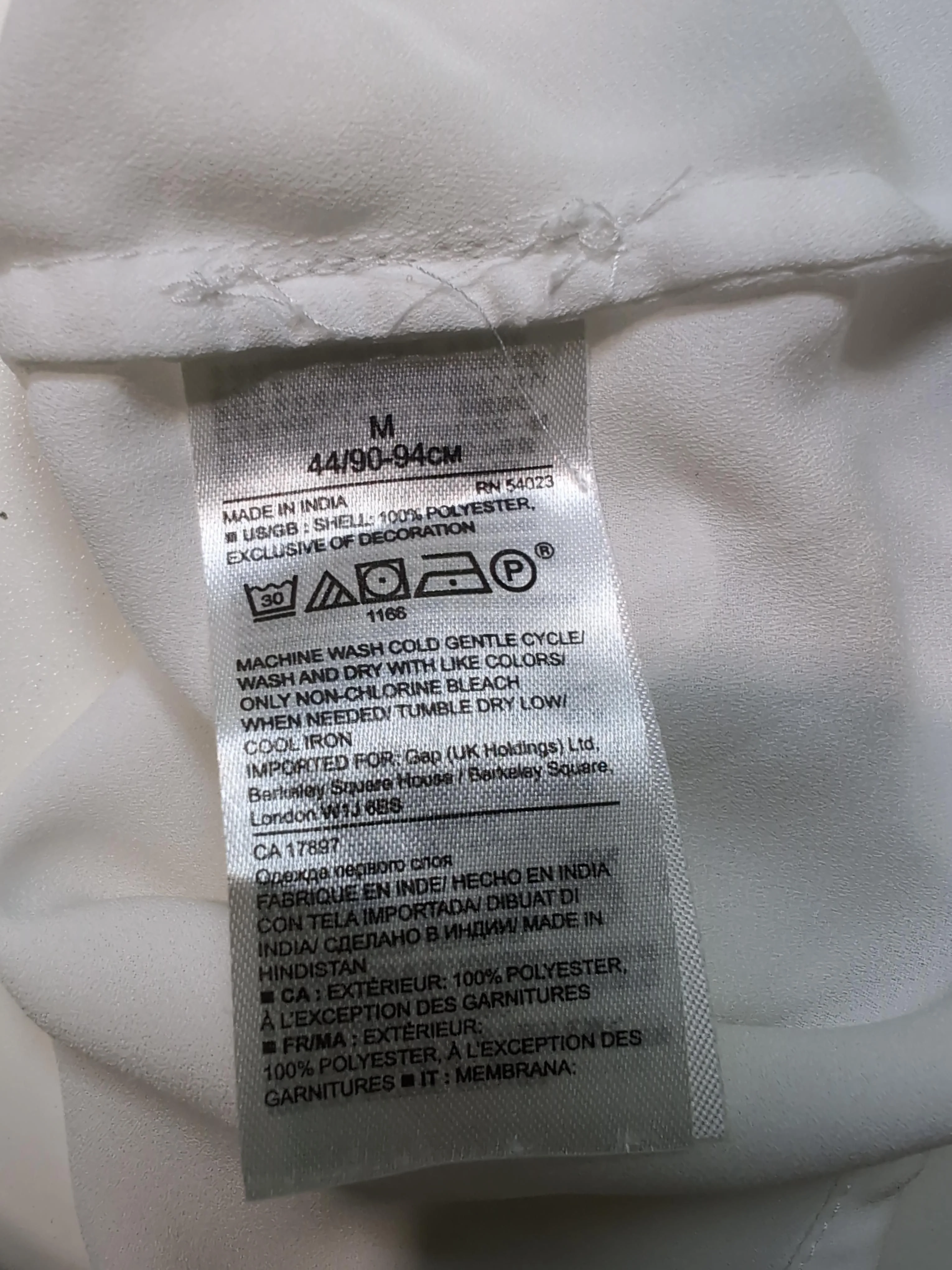Banana Republic Women's Top M White 100% Polyester Sleeveless Round Neck Tunic - Image 6