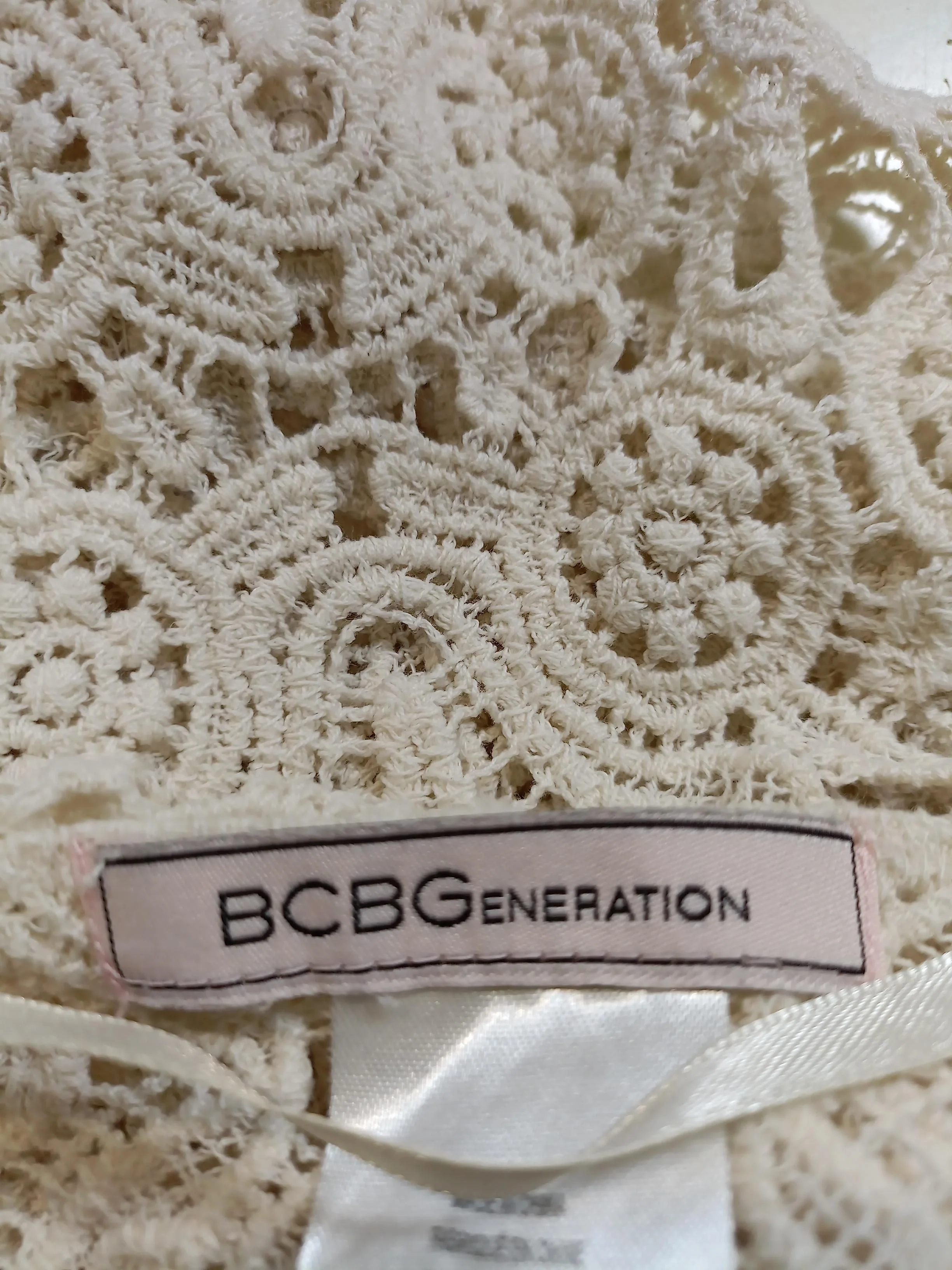 Bcbgeneration Women's Jumper M Cream 100% Cotton V-Neck Vest - Image 5