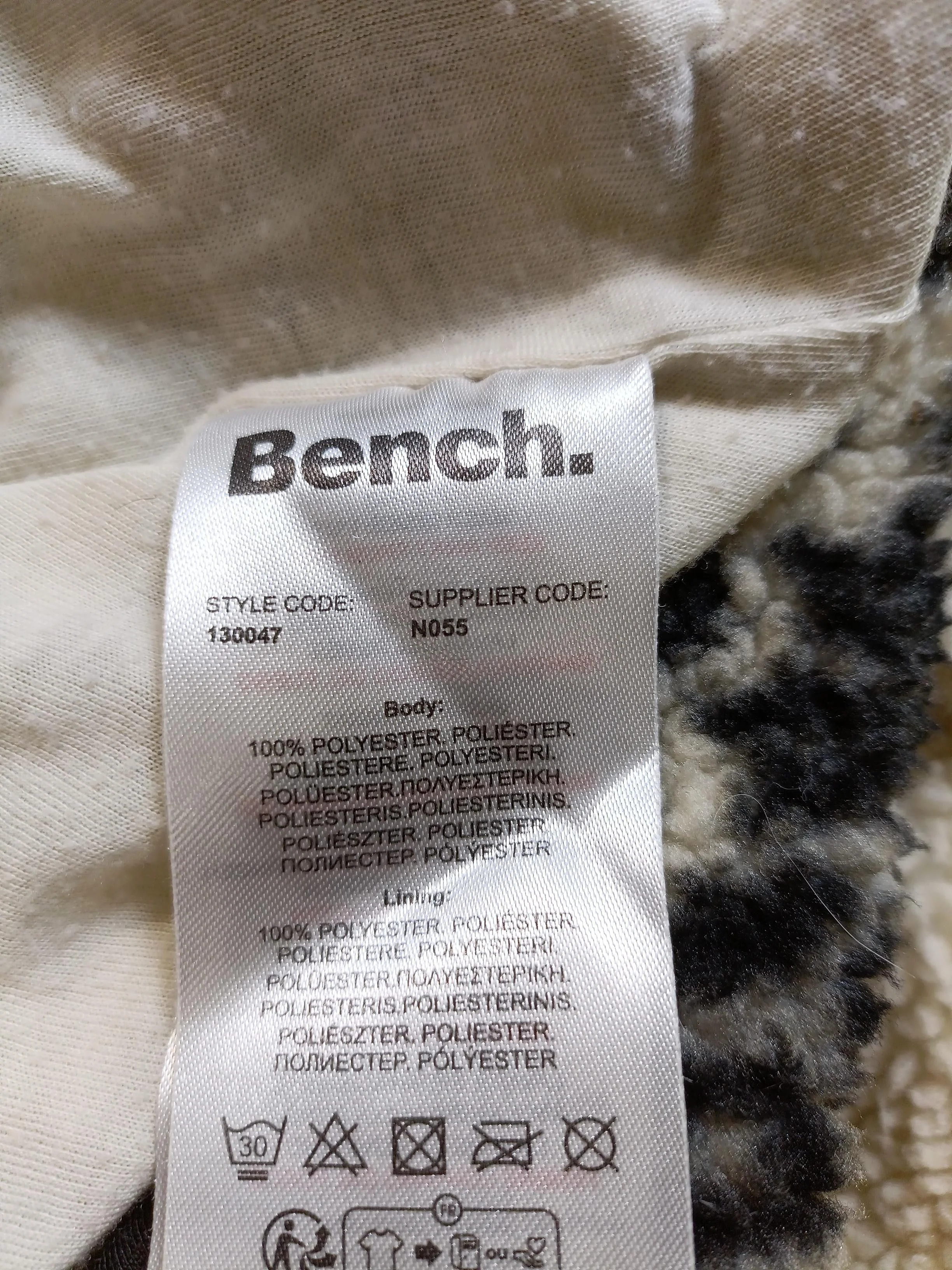 Bench Women's Jumper UK 12 Cream Striped 100% Polyester Collared Pullover - Image 6