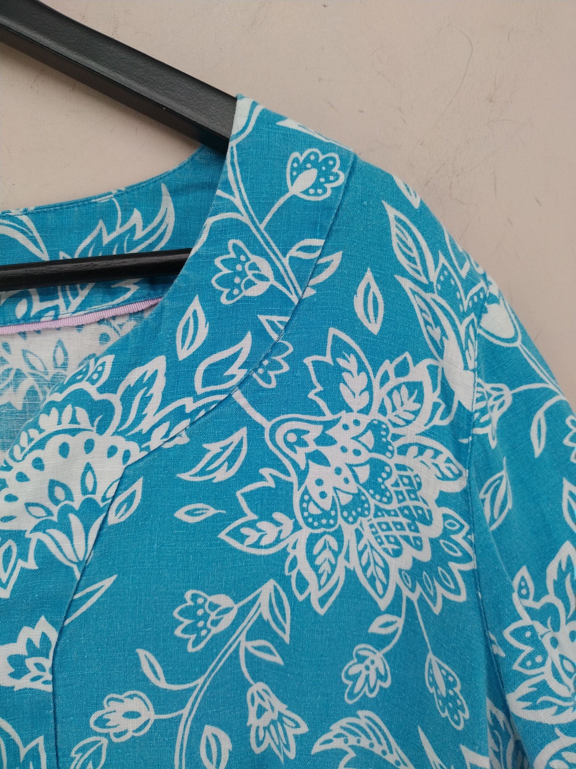 Boden Women's Top XXL Blue Floral 100% Linen 3/4 Sleeve V-Neck Tunic - Image 5