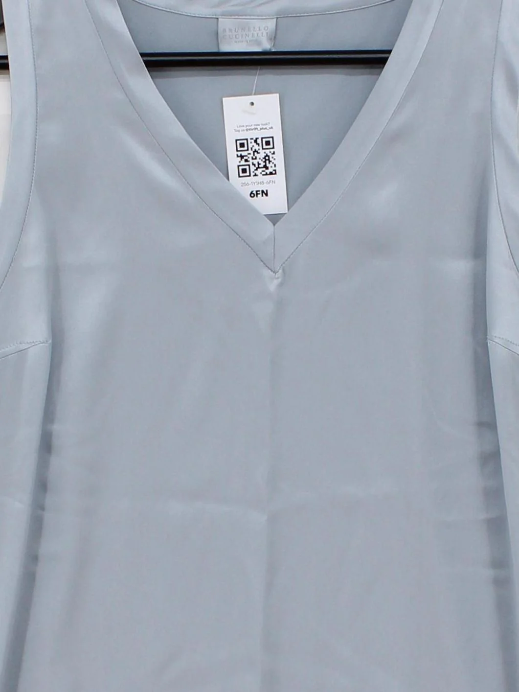 Brunello Cucinelli Women's Top M Grey Silk with Elastane Sleeveless V-Neck Basic - Image 3