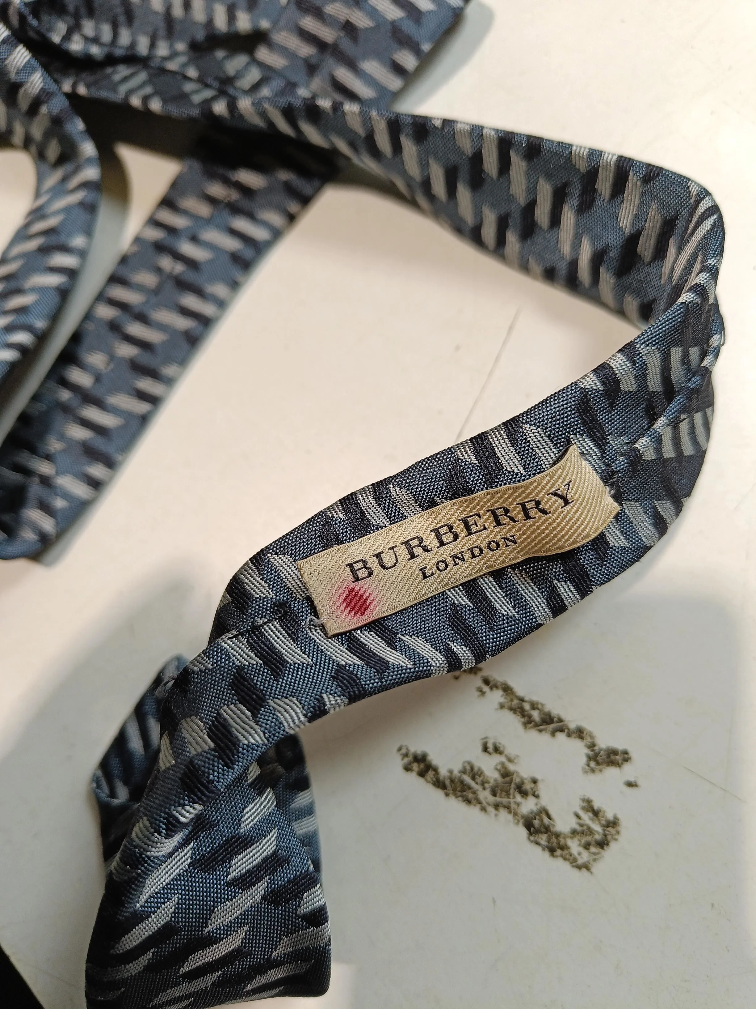 Burberry Men's Tie Multi Striped 100% Silk - Image 5