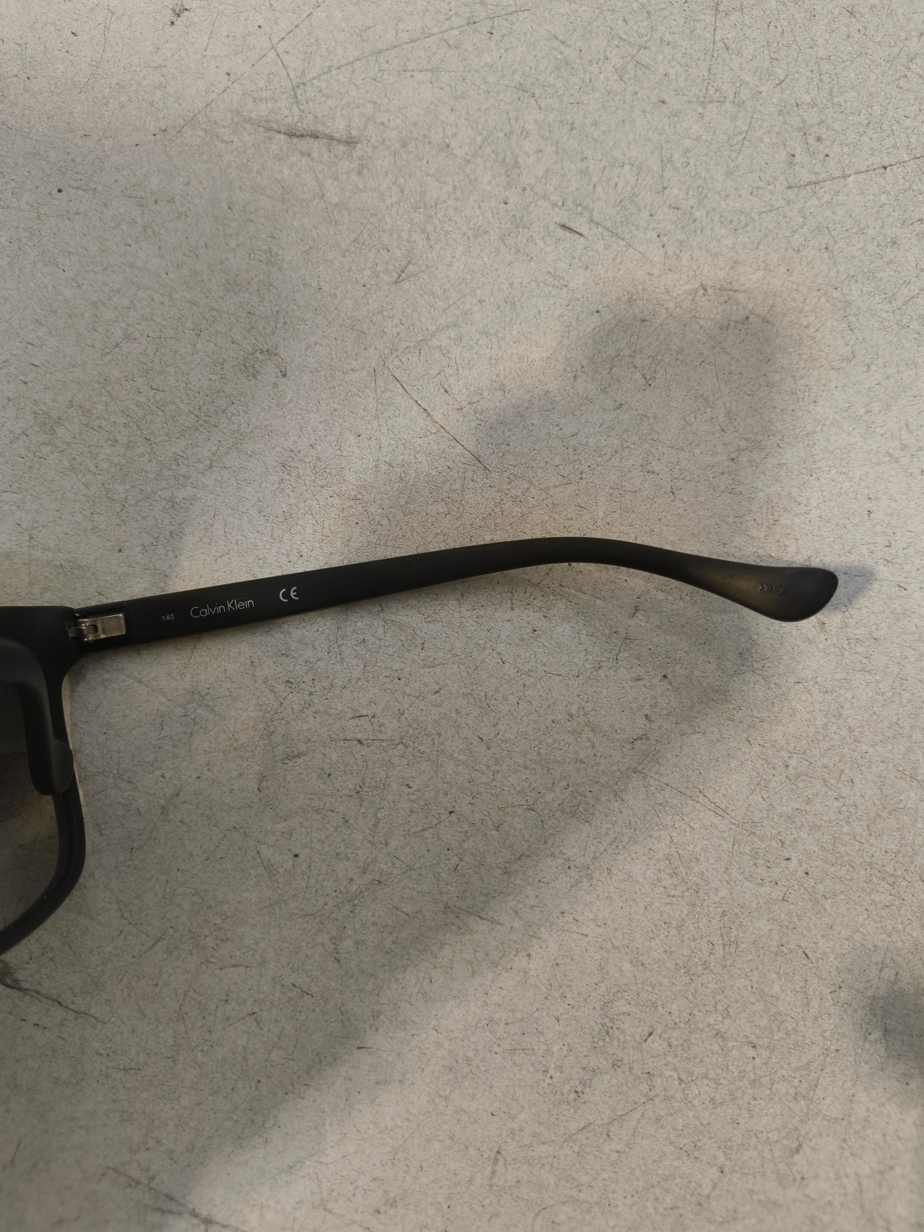 Calvin Klein Men's Sunglasses Black Cat Eye - Image 4