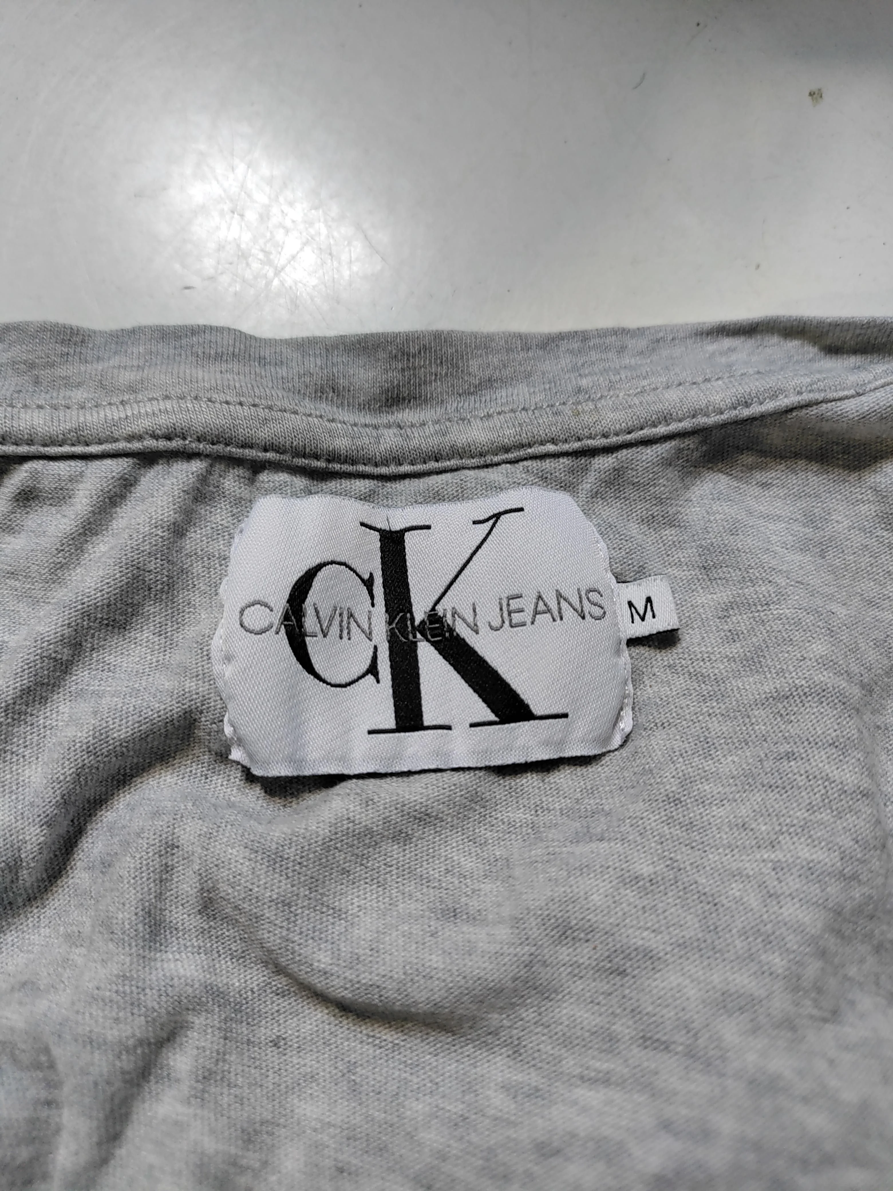 Calvin Klein Women's T-Shirt M Grey 100% Other Basic - Image 6