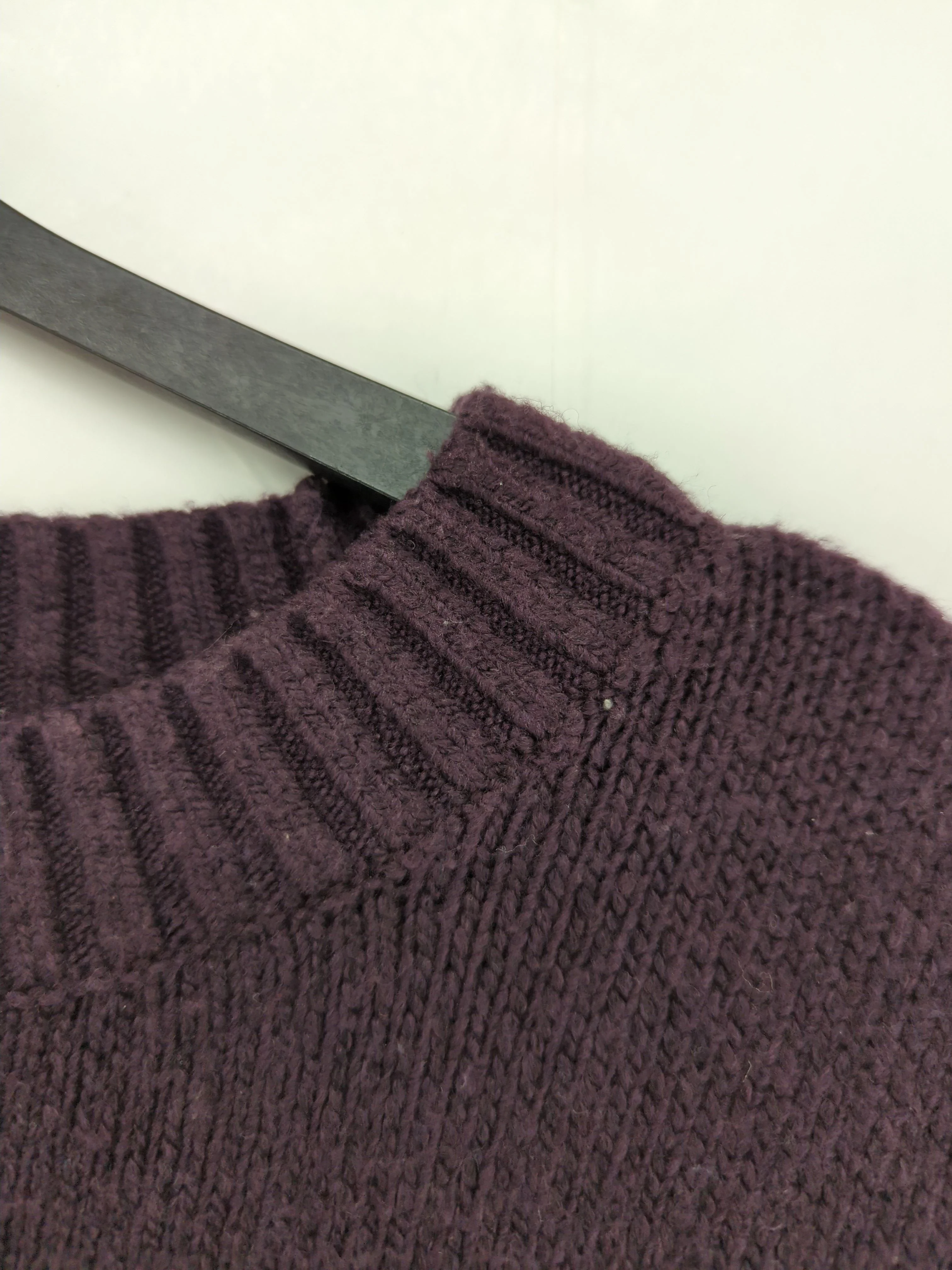 Carhartt Women's Jumper M Purple Acrylic with Nylon, Wool Pullover - Image 6