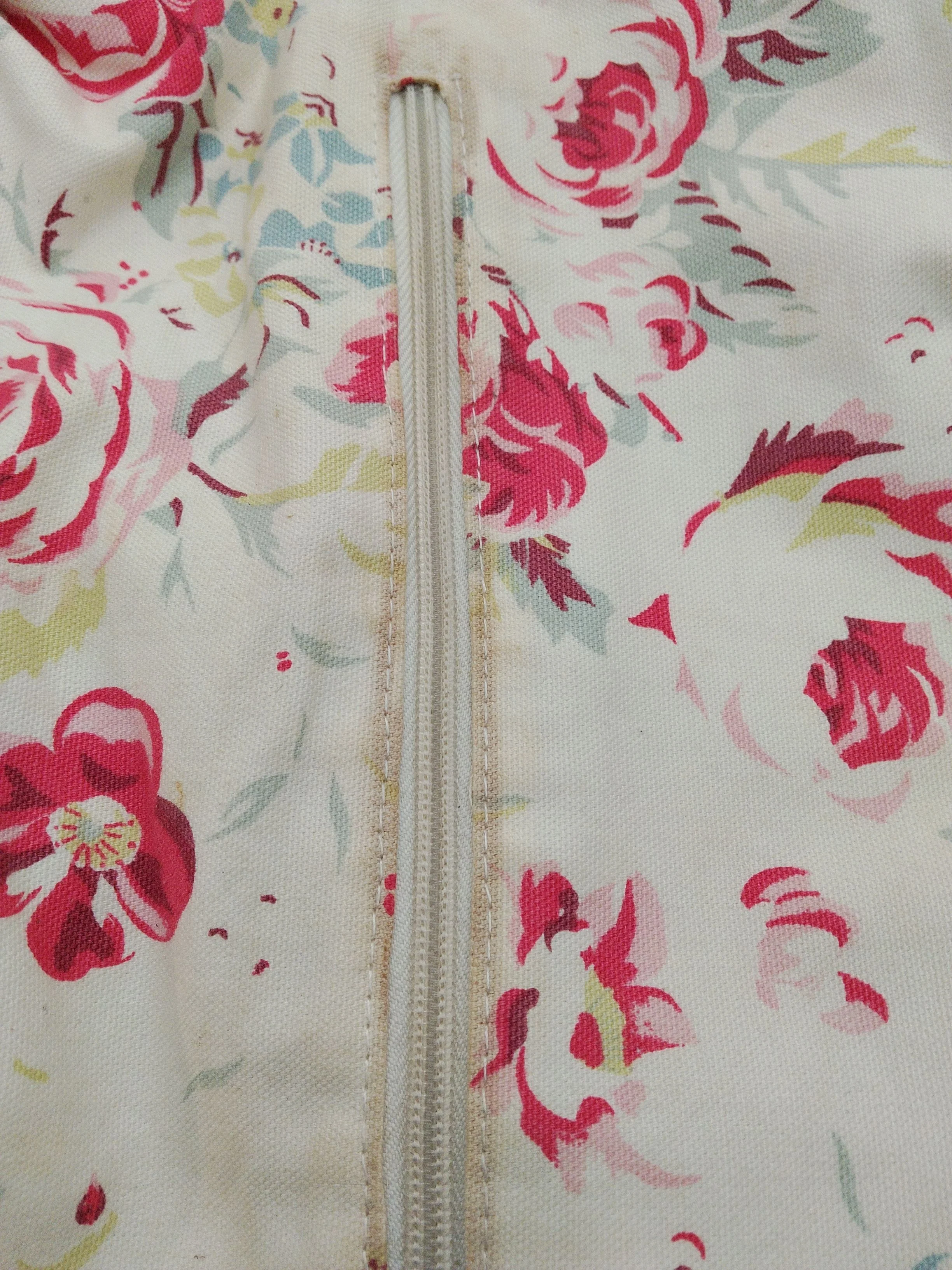Cath Kidston Women's Bag Cream Floral Cotton with Leather Shoulder Bag - Image 5