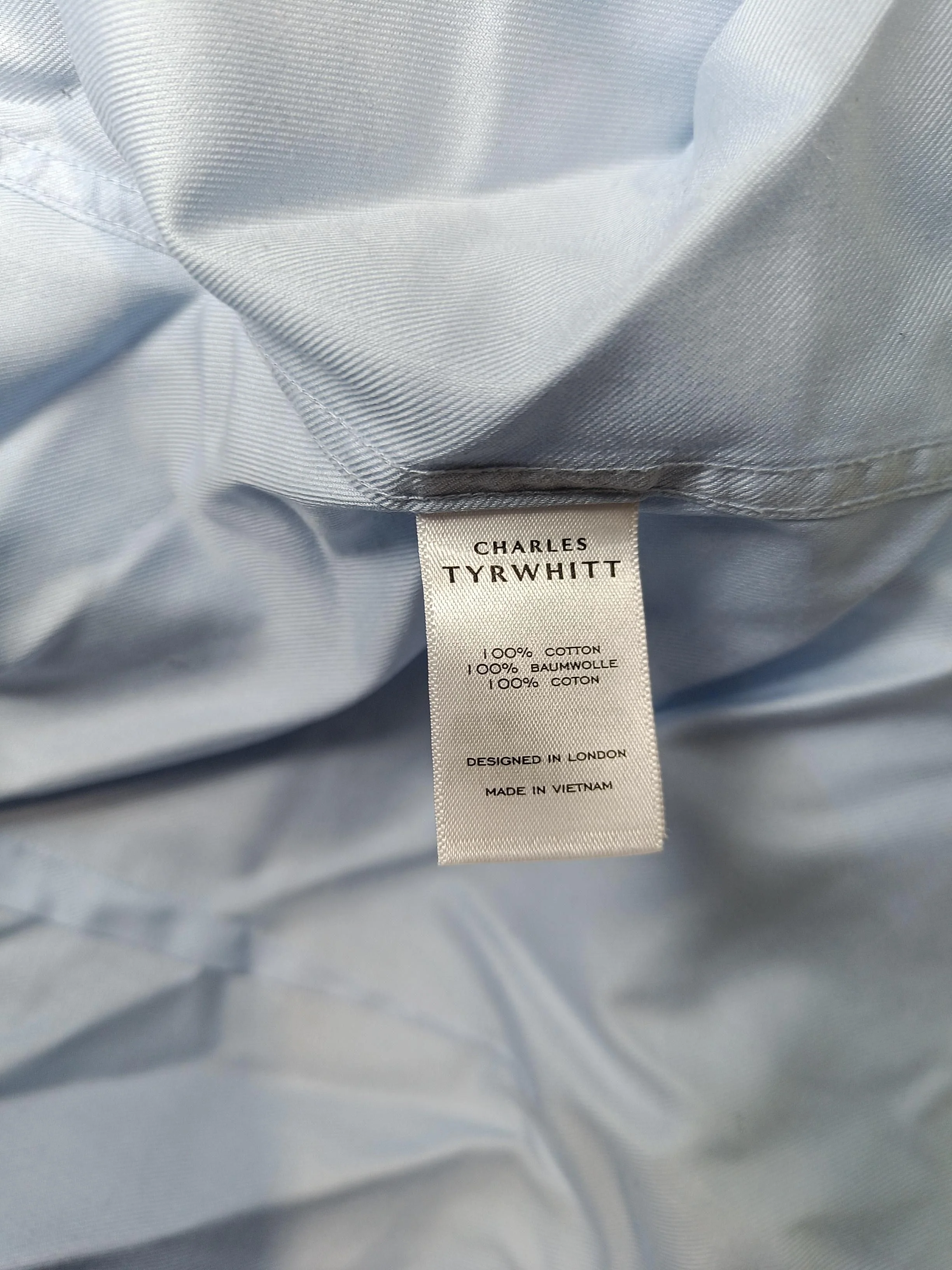 Charles Tyrwhitt Men's Shirt Chest: 41 in Blue 100% Cotton Basic - Image 6