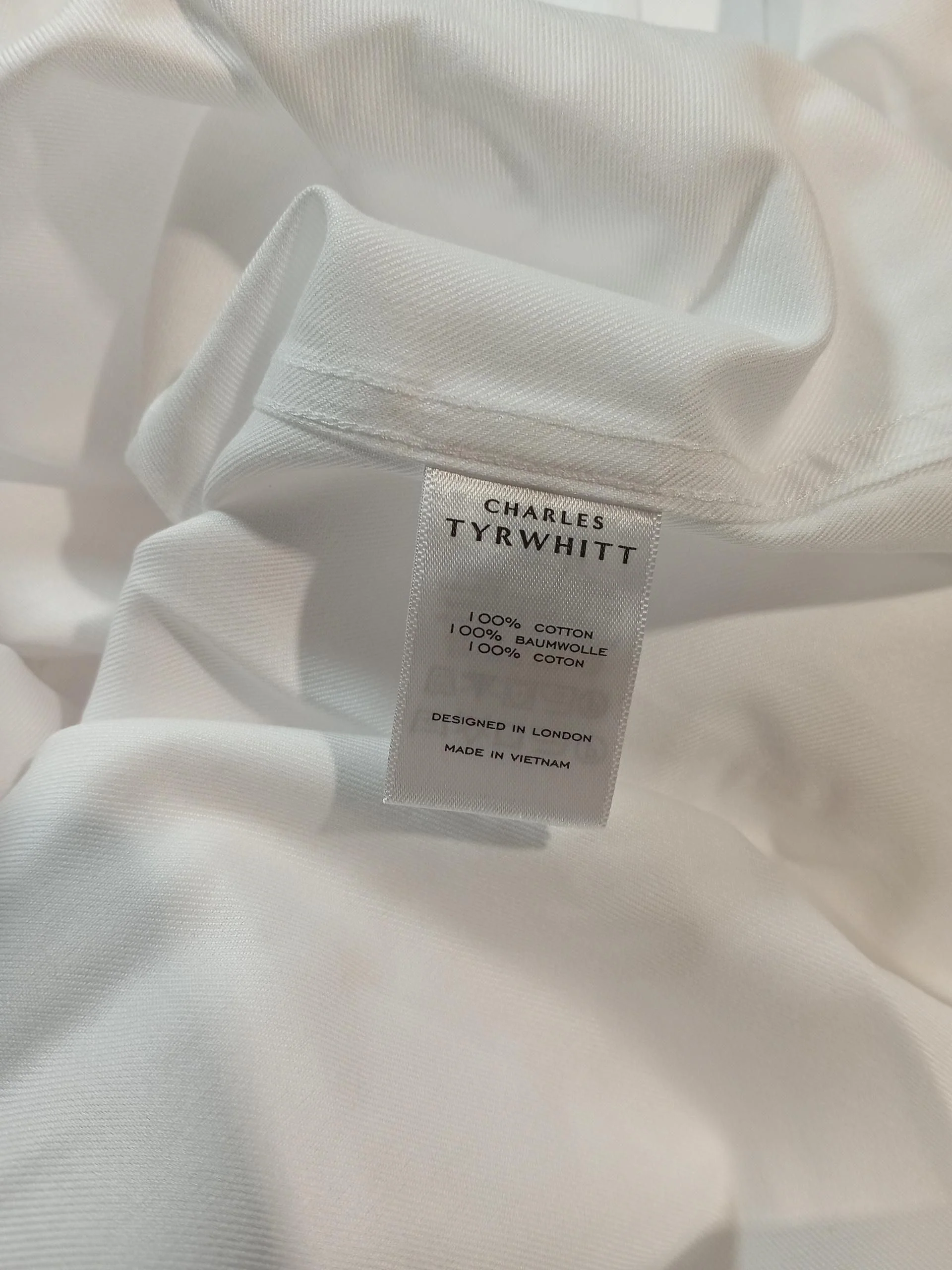 Charles Tyrwhitt Men's Shirt L White 100% Cotton Basic - Image 6