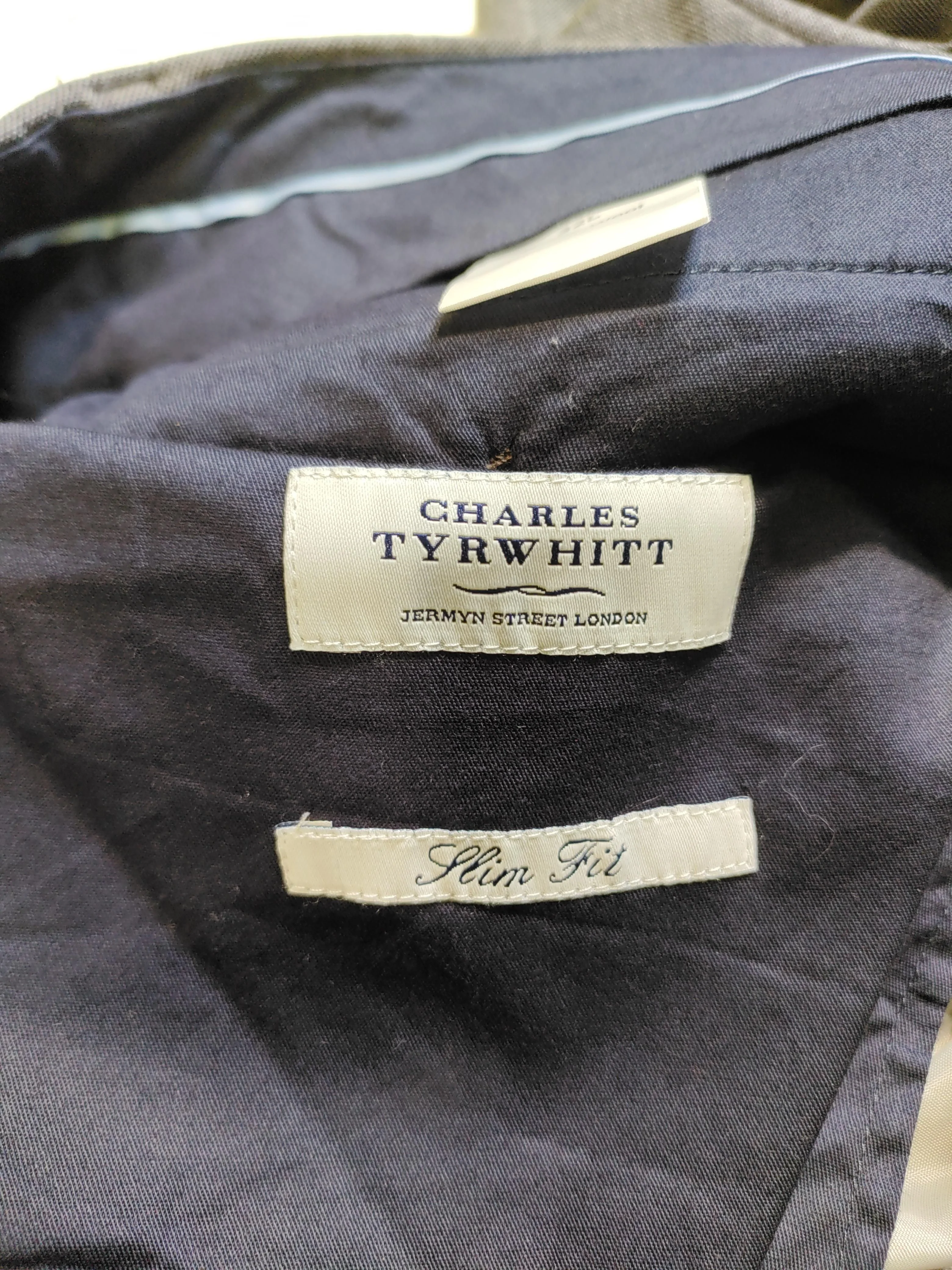 Charles Tyrwhitt Men's Suit Trousers W 32 in Grey 100% Wool Straight Dress Pants - Image 5