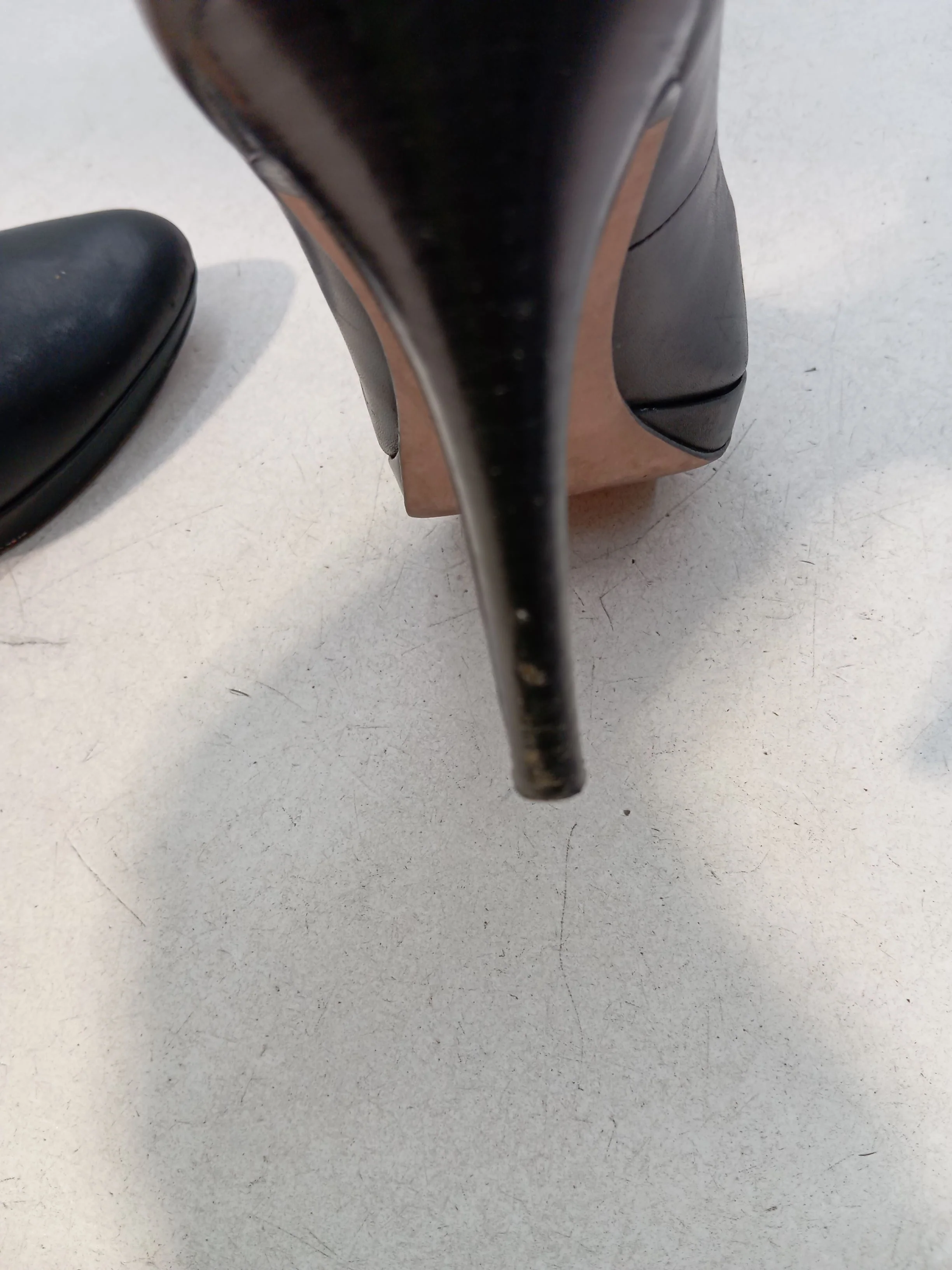 Cole Haan Women's Heels UK 9.5 Black 100% Leather Court - Image 8
