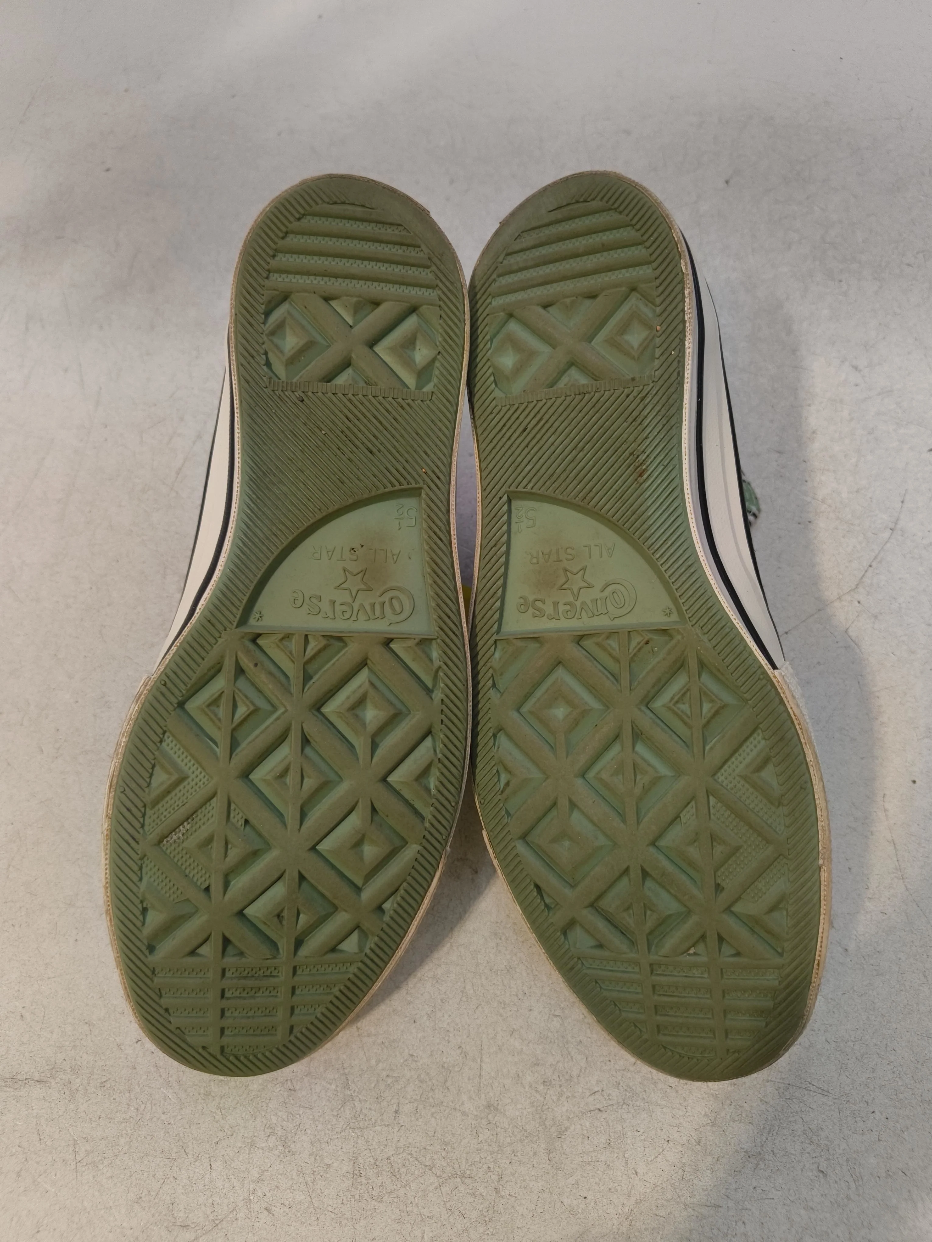 Converse Chuck 70 Women's Trainers 171237C UK5.5 EU38 in Green - Image 7