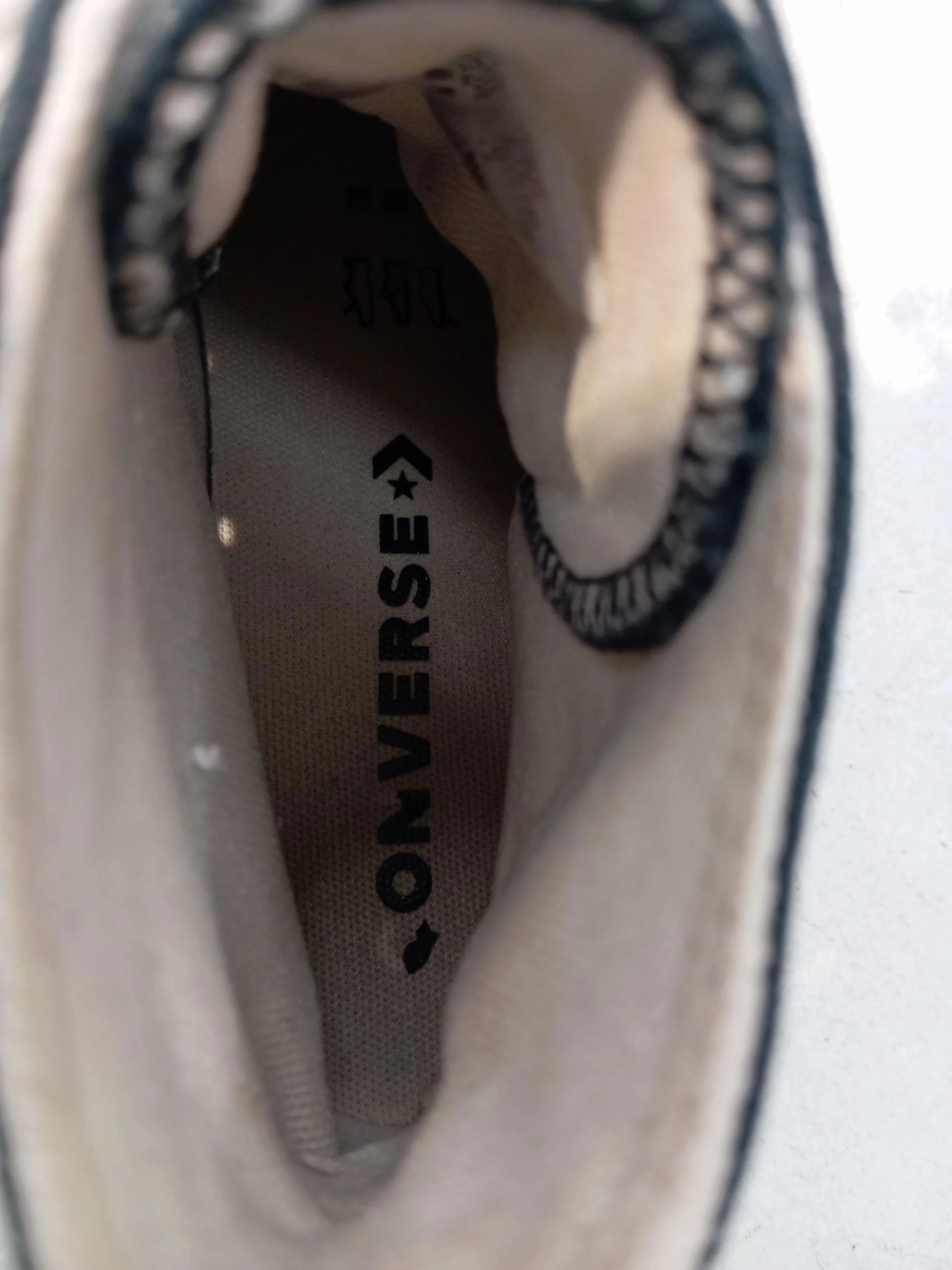 Converse Women's Trainers UK5.5 in Black - Image 6