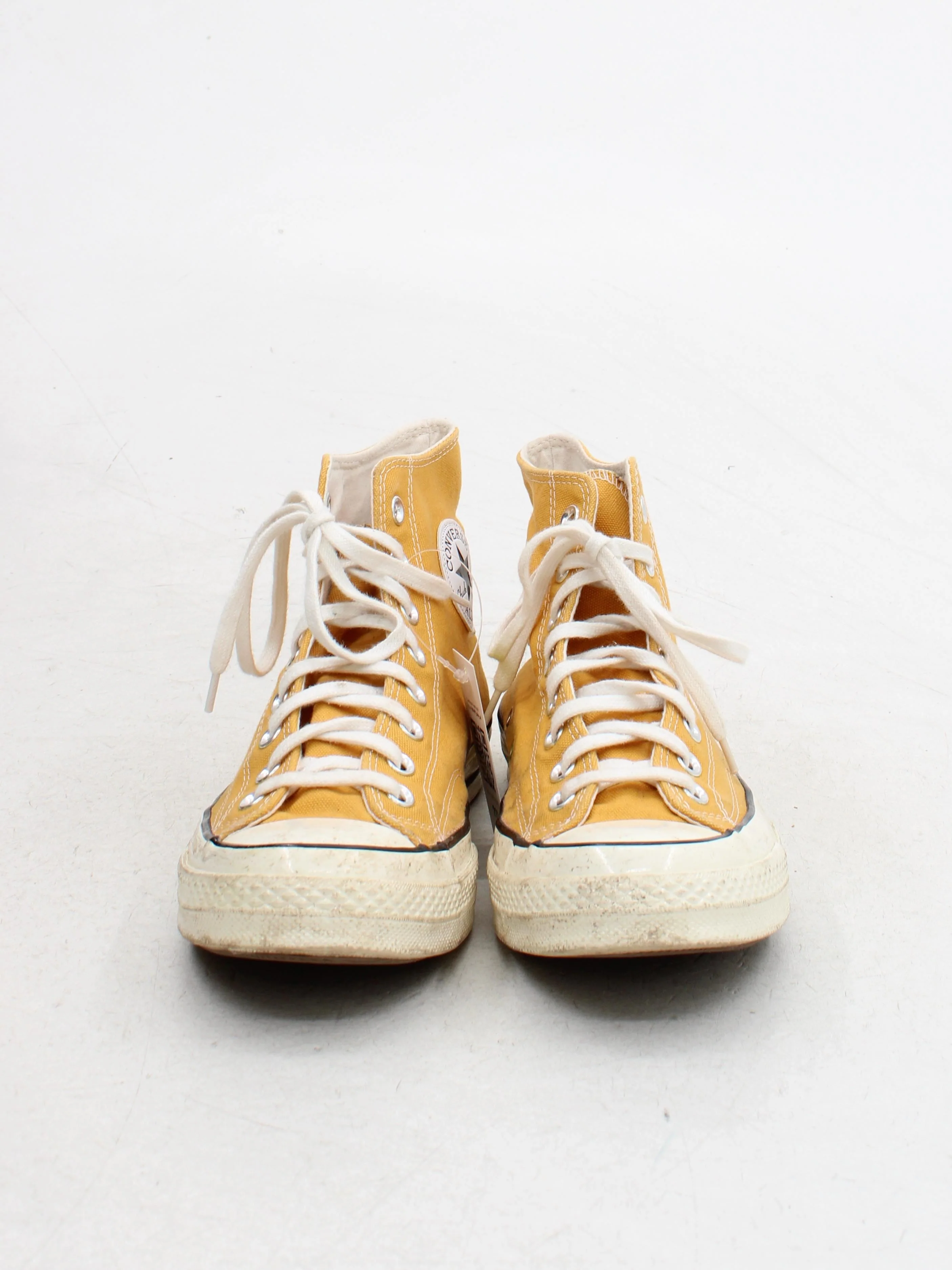 Converse Women's Trainers UK8.5 EU42 US10.5 in Yellow - Image 2