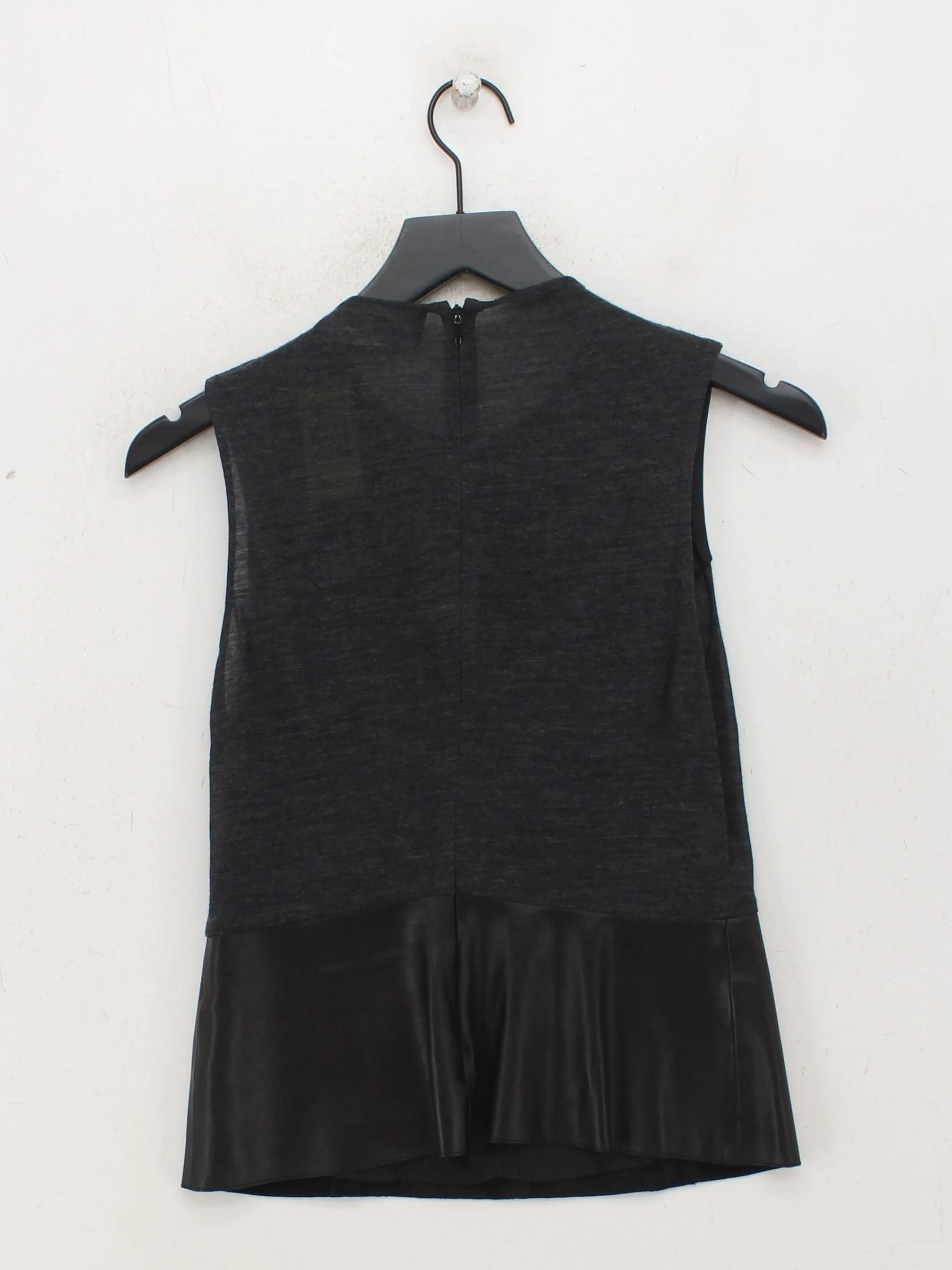 Derek Lam Women's Top UK 6 Black Leather with Wool Sleeveless High Neck Basic - Image 2
