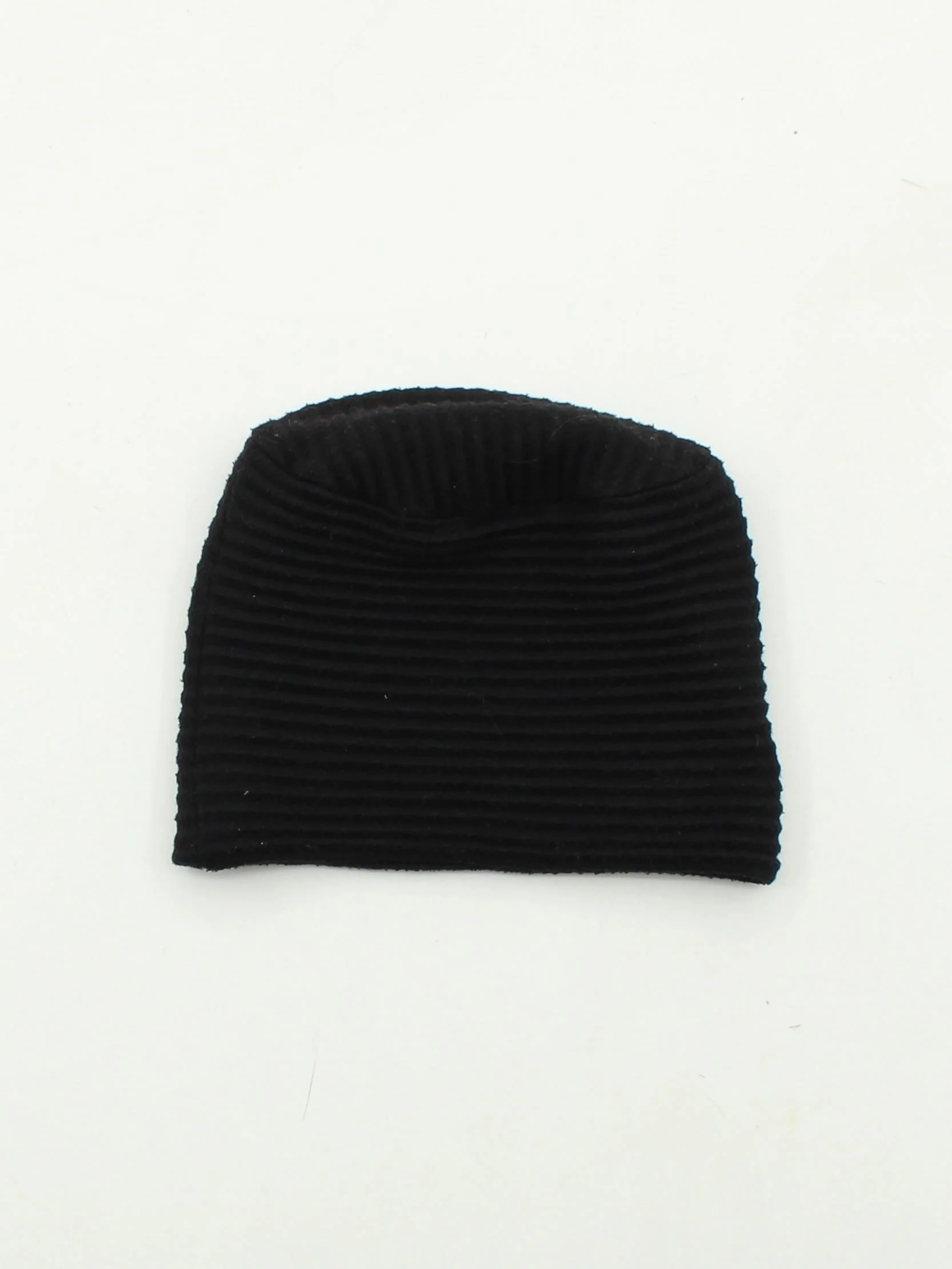 Design Stockholm House Men's Hat Black Polyester with Viscose Beanie - Image 2
