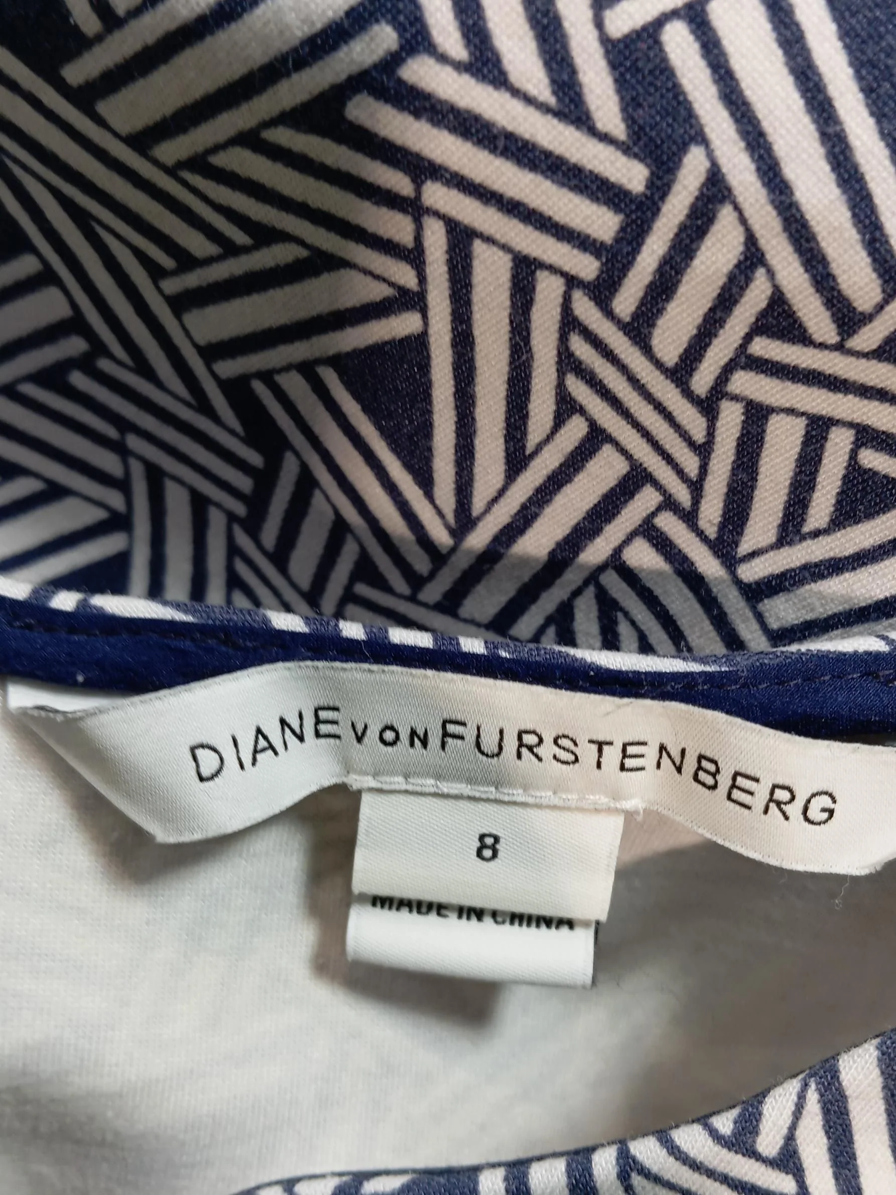 Diane von Furstenberg Bodycon Midi Dress UK8 in Blue - Image 5