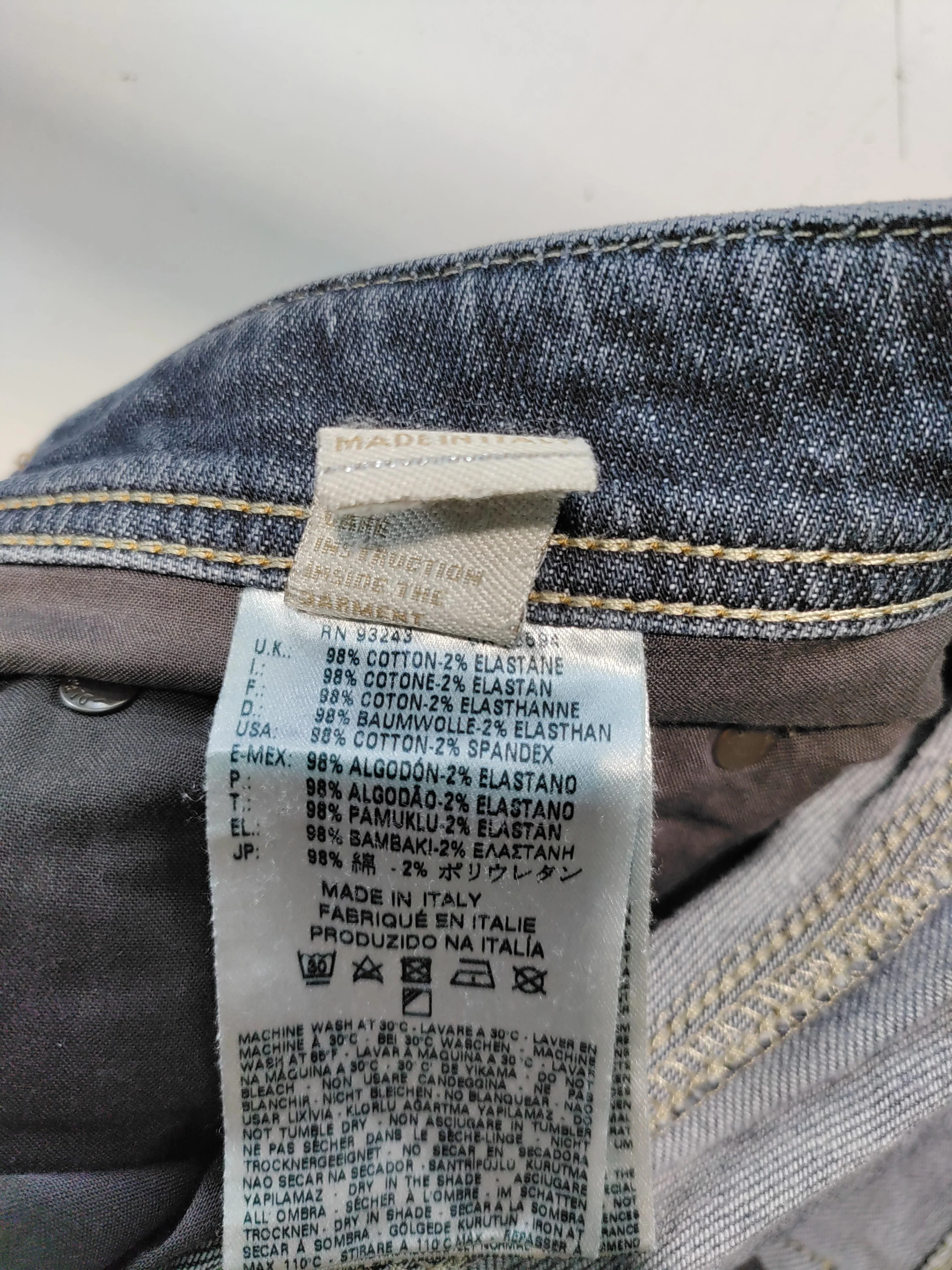 Diesel Men's Jeans W 32 in Blue Cotton with Elastane Straight - Image 7