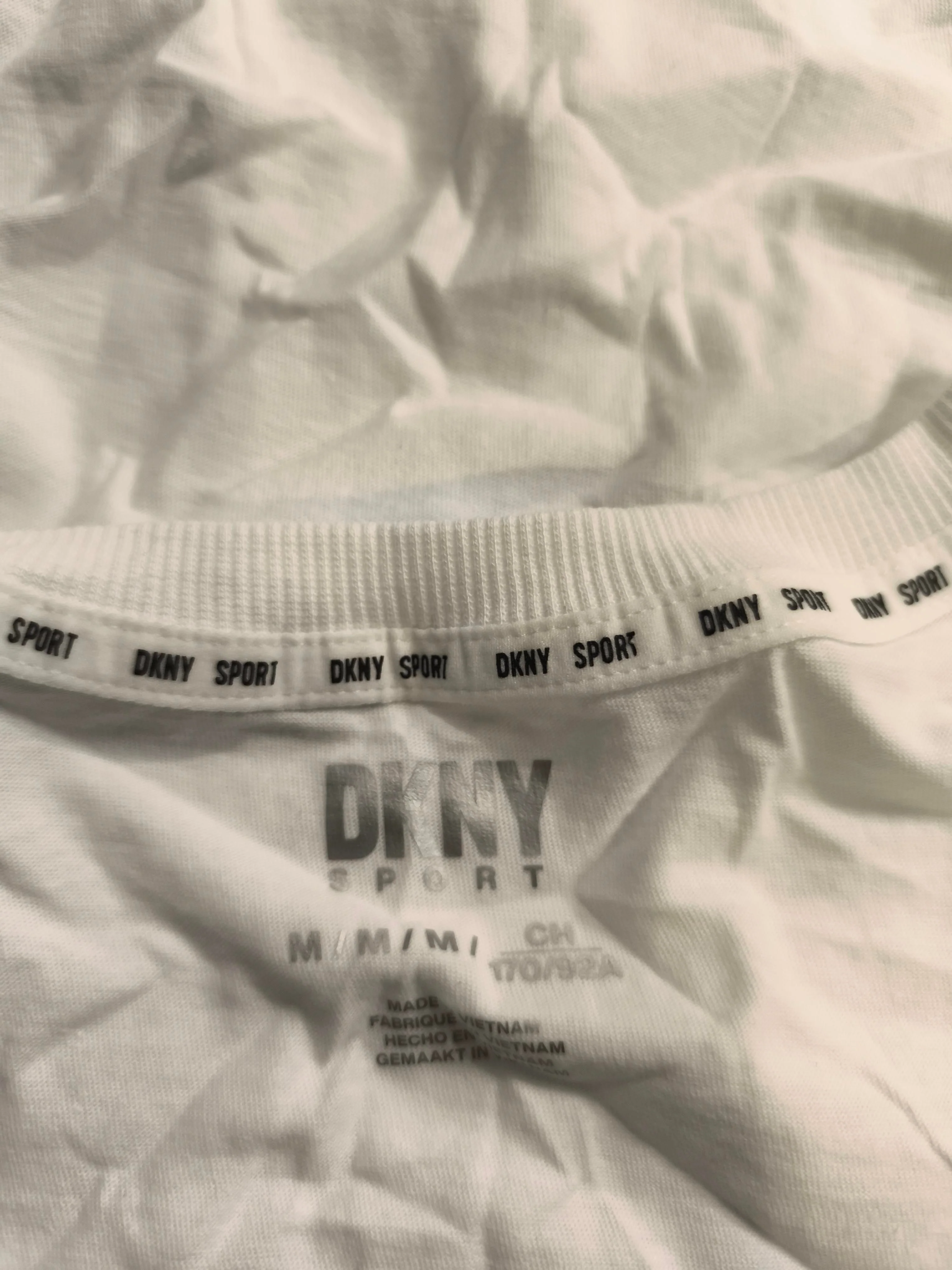 DKNY Women's T-Shirt M White Graphic 100% Cotton Basic - Image 5