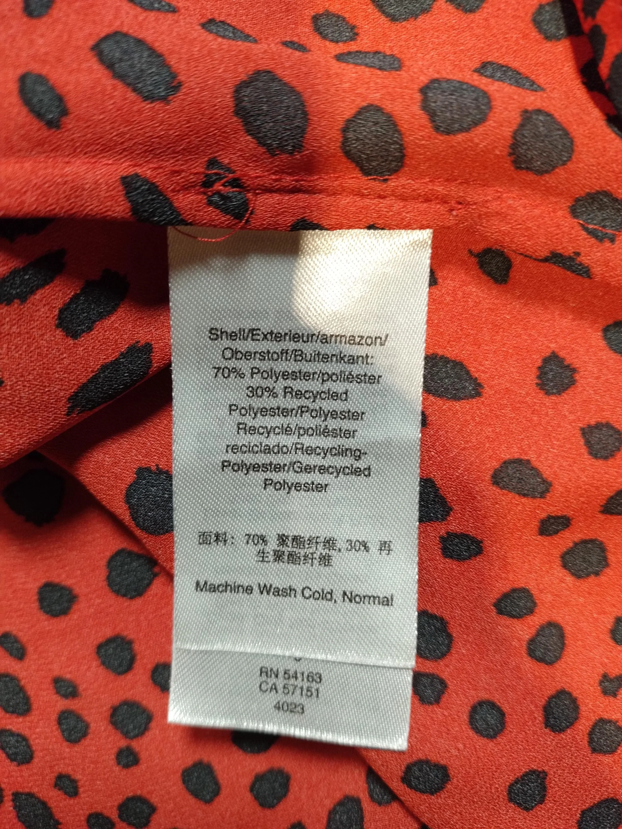 DKNY Women's Top L Red Animal Print 100% Polyester Long Sleeve High Neck Basic - Image 6