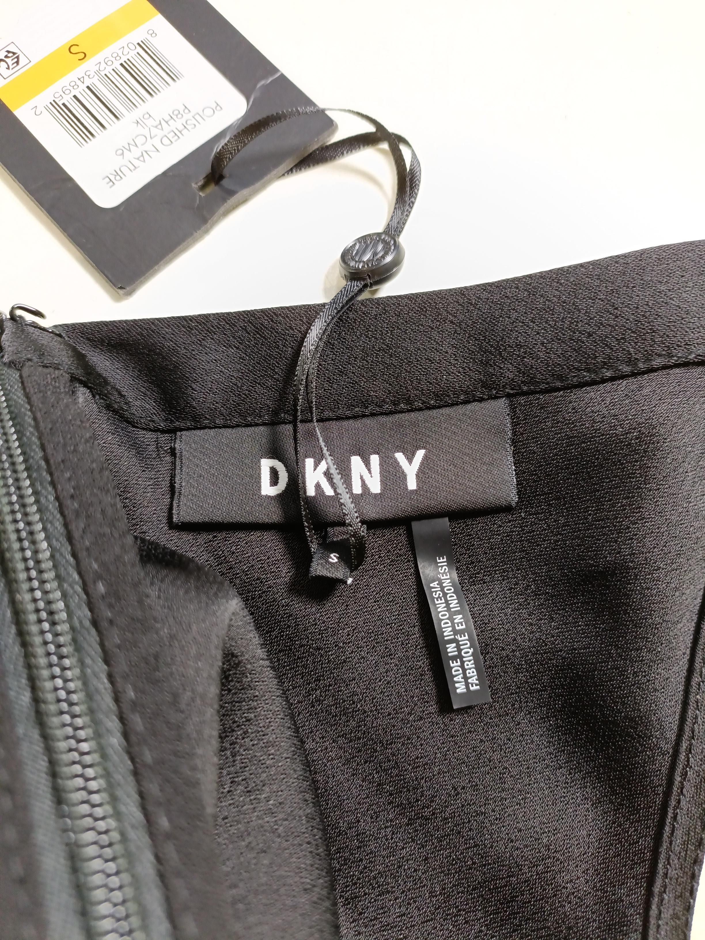 DKNY Women's Top S Black 100% Polyester Sleeveless V-Neck Basic - Image 5