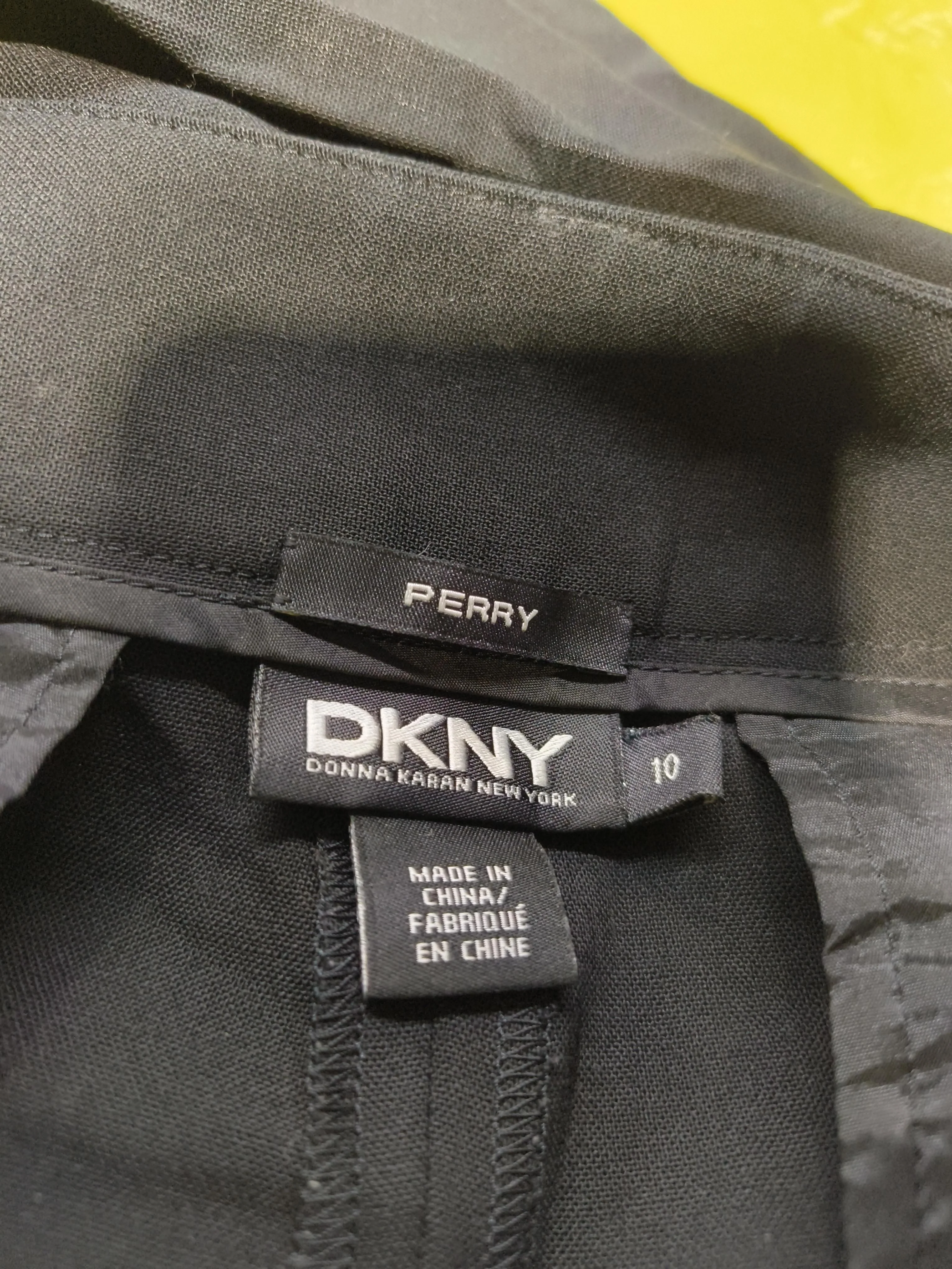 DKNY Women's Trousers UK 14 Black Wool with Elastane Straight Chino - Image 5