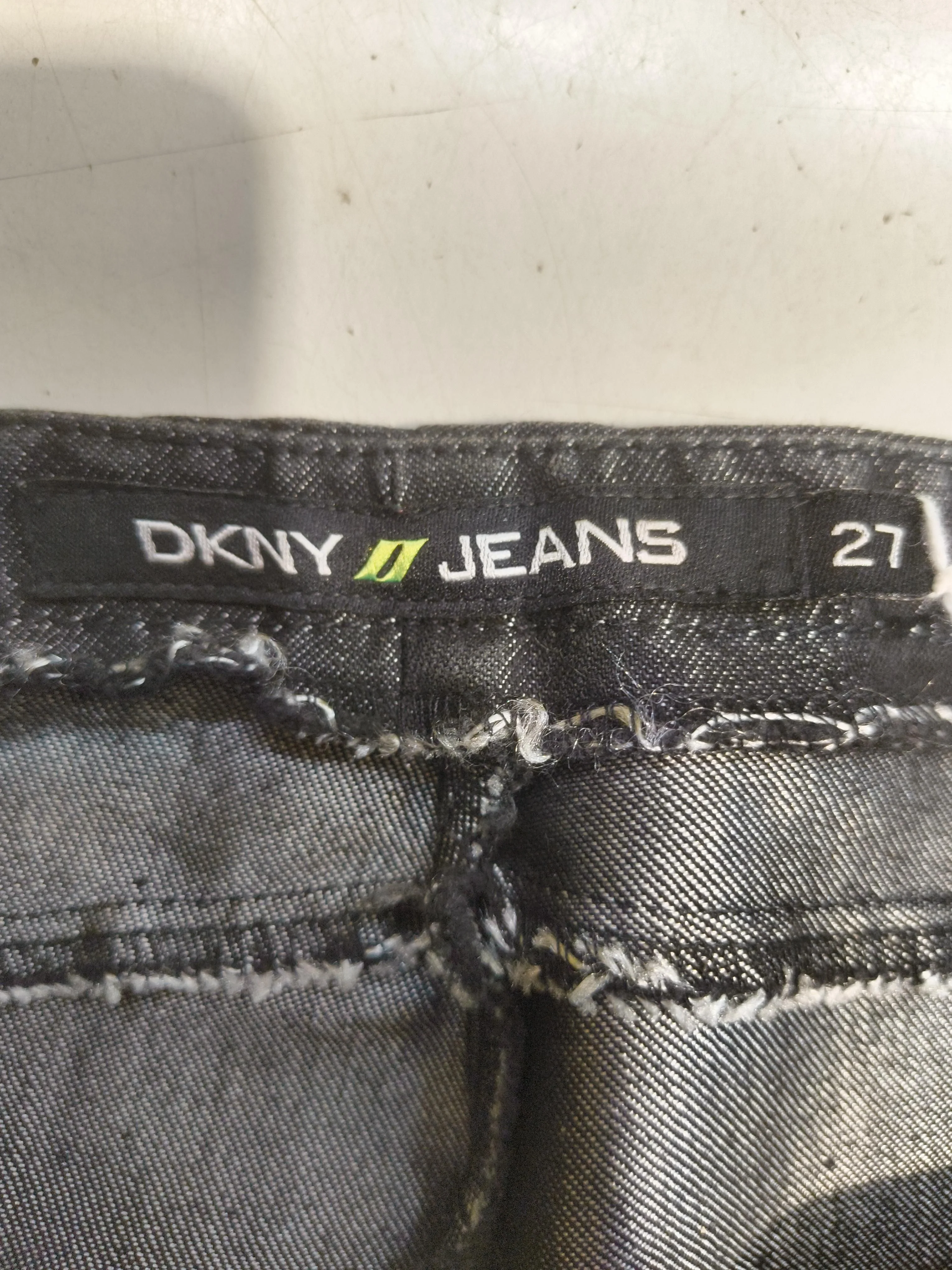 DKNY Women's Trousers W 27 in Black Cotton with Polyester Straight Chino - Image 5