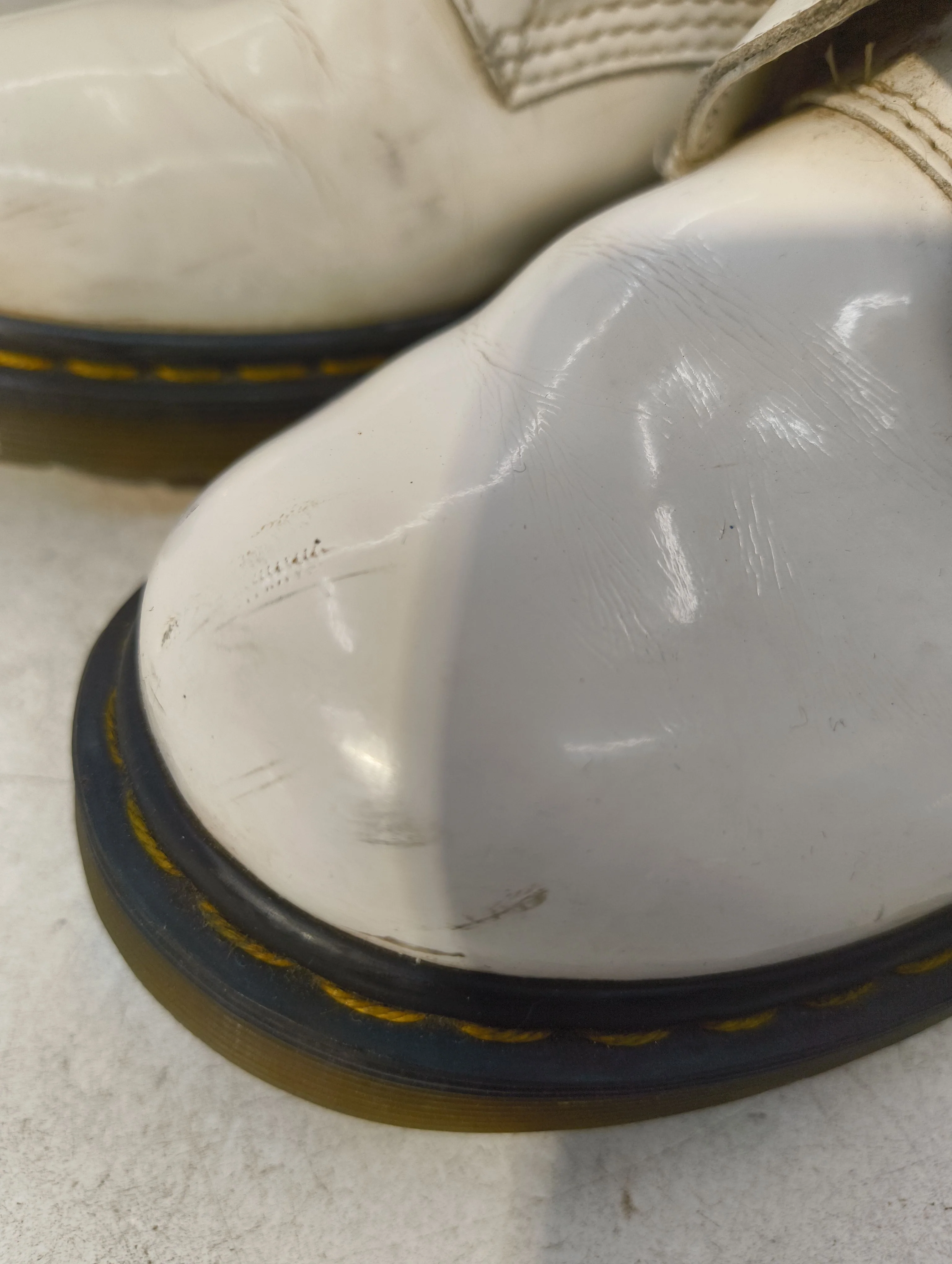 Dr. Martens Women's Boots UK 6 White 100% Leather Combat - Image 8