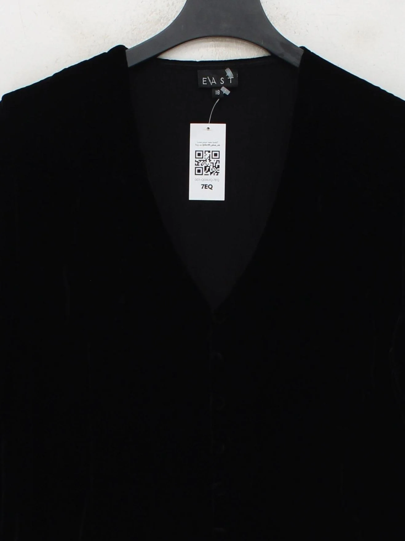 East Women's Top UK 18 Black Viscose with Silk Long Sleeve V-Neck Basic - Image 3