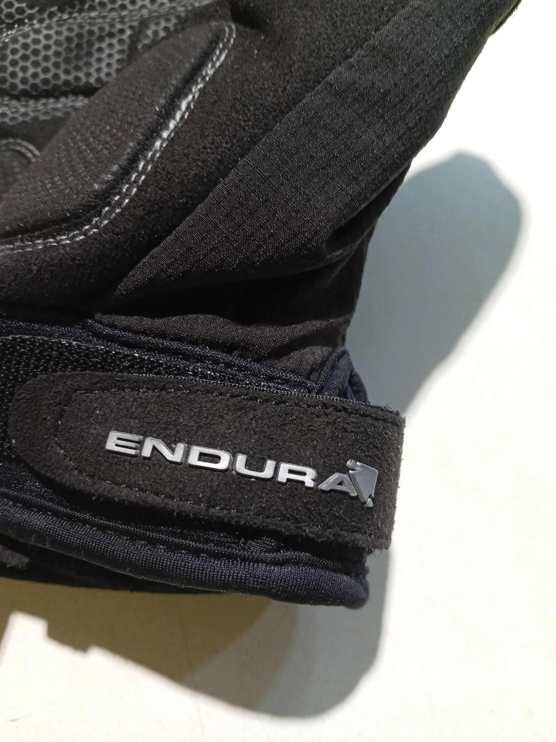 Endura Men's Gloves XL Black Polyester with Nylon, Other, Elastane Glove - Image 5