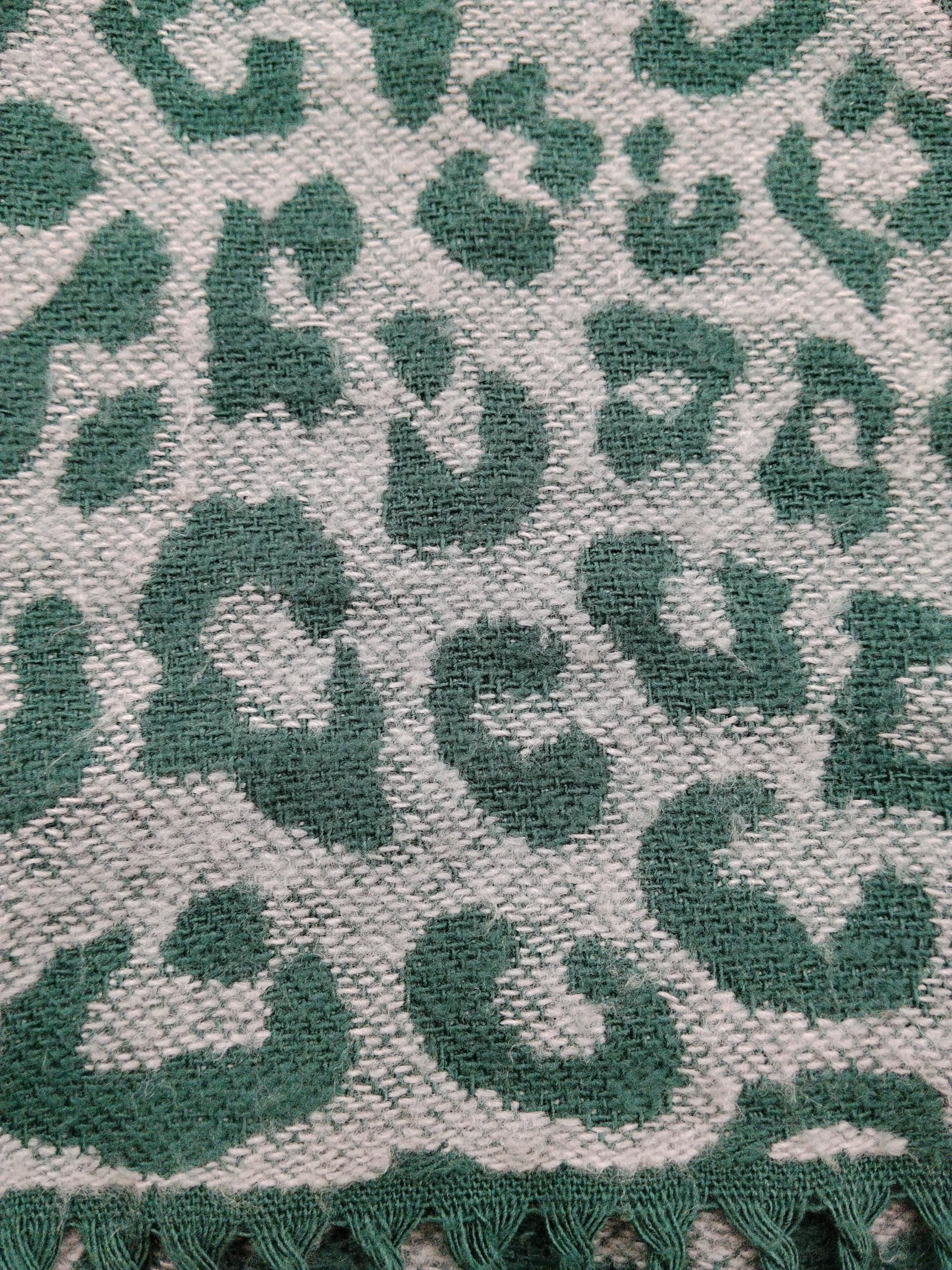 Fat Face Men's Scarf Grey Animal Print 100% Acrylic Scarf - Image 3