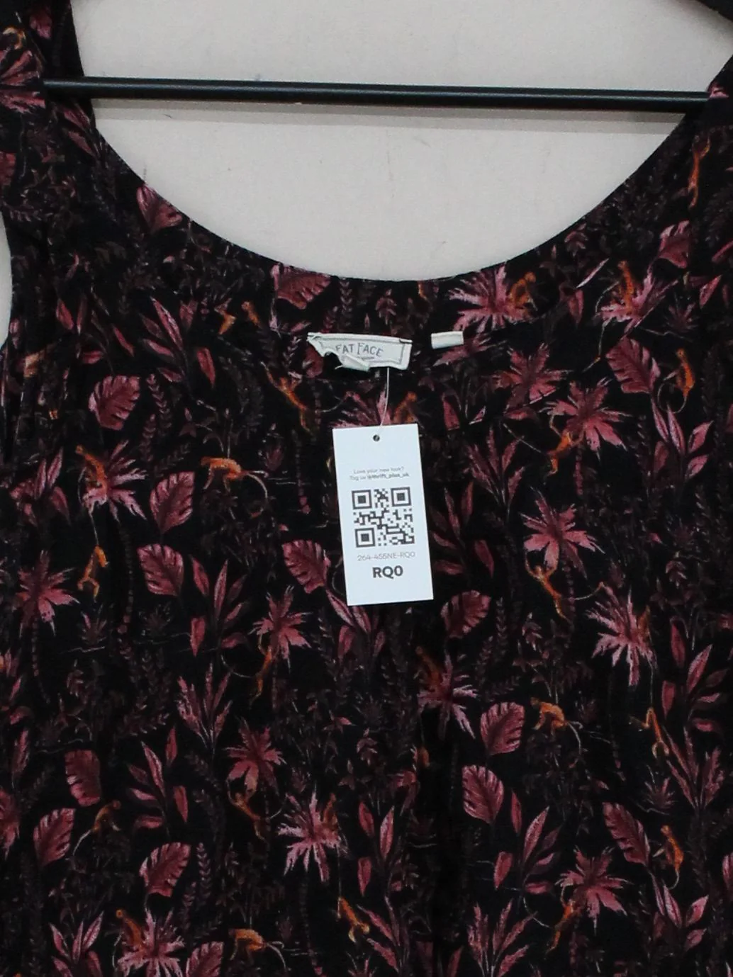 Fat Face Women's Top M Black Floral 100% Viscose Short Sleeve Round Neck Basic - Image 3