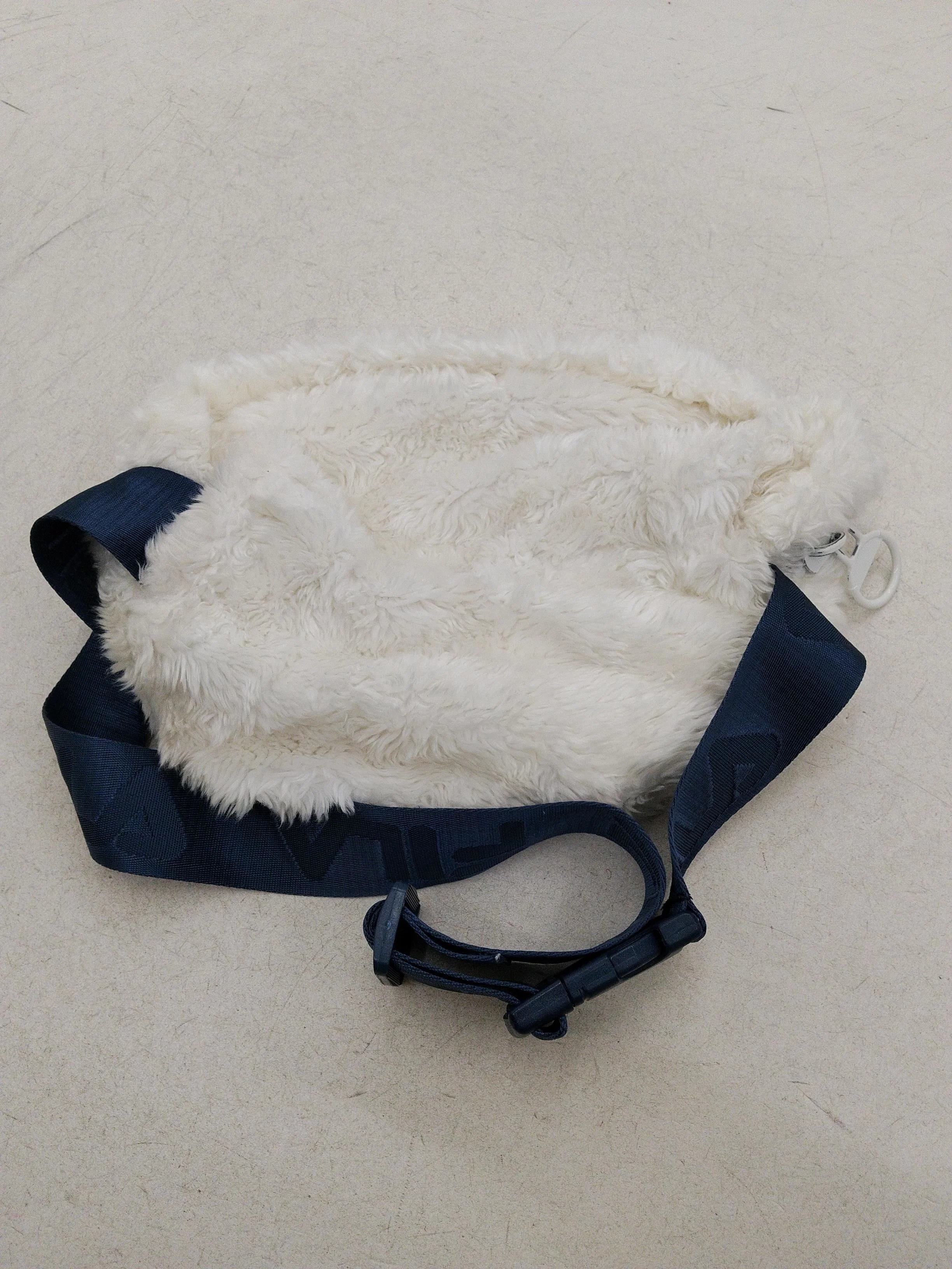 Fila Men's Bag White 100% Faux Fur Belt Bag & Waist Pack - Image 2