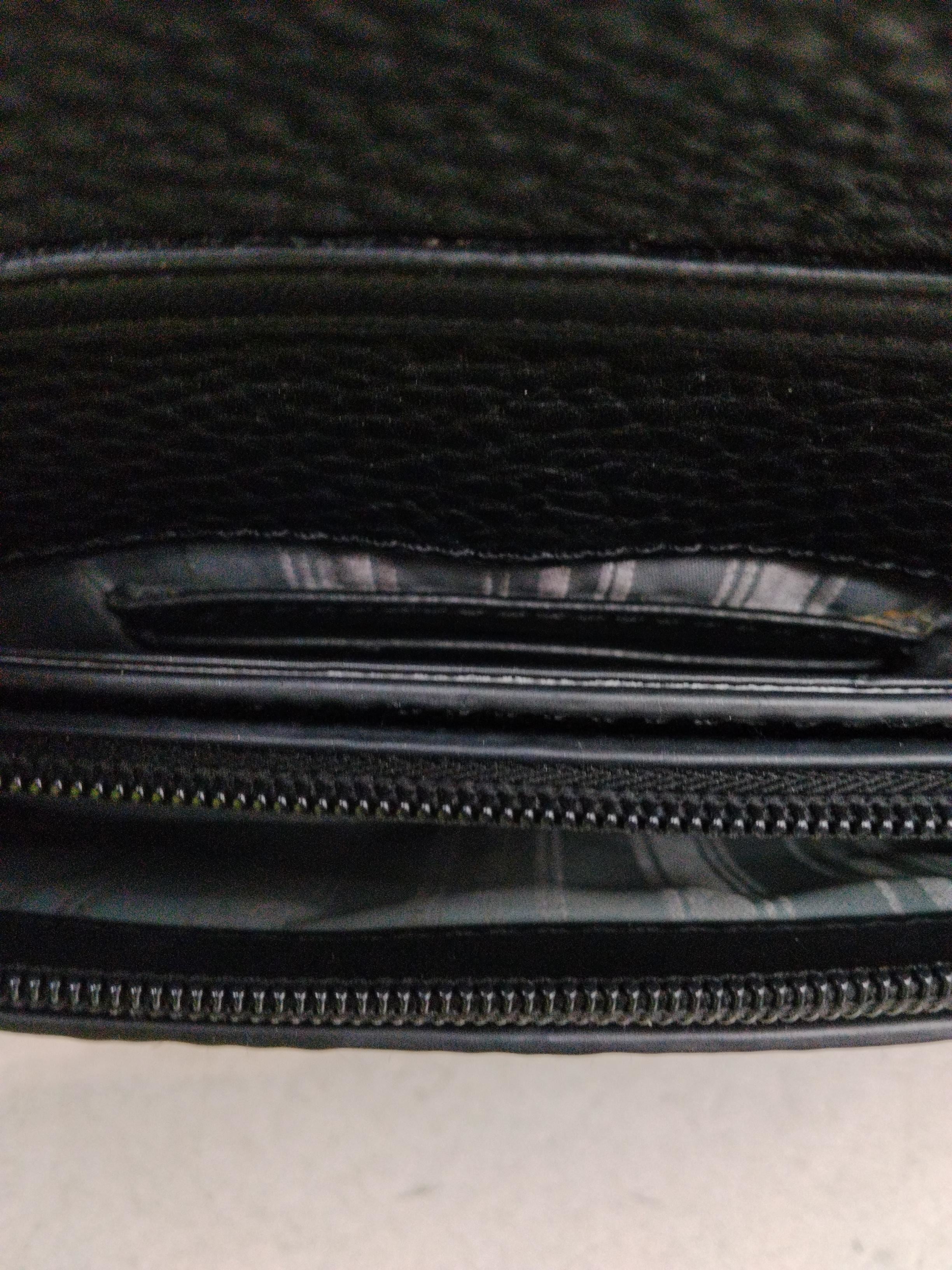 Fiorelli Women's Bag Black 100% Faux Leather Crossbody - Image 4
