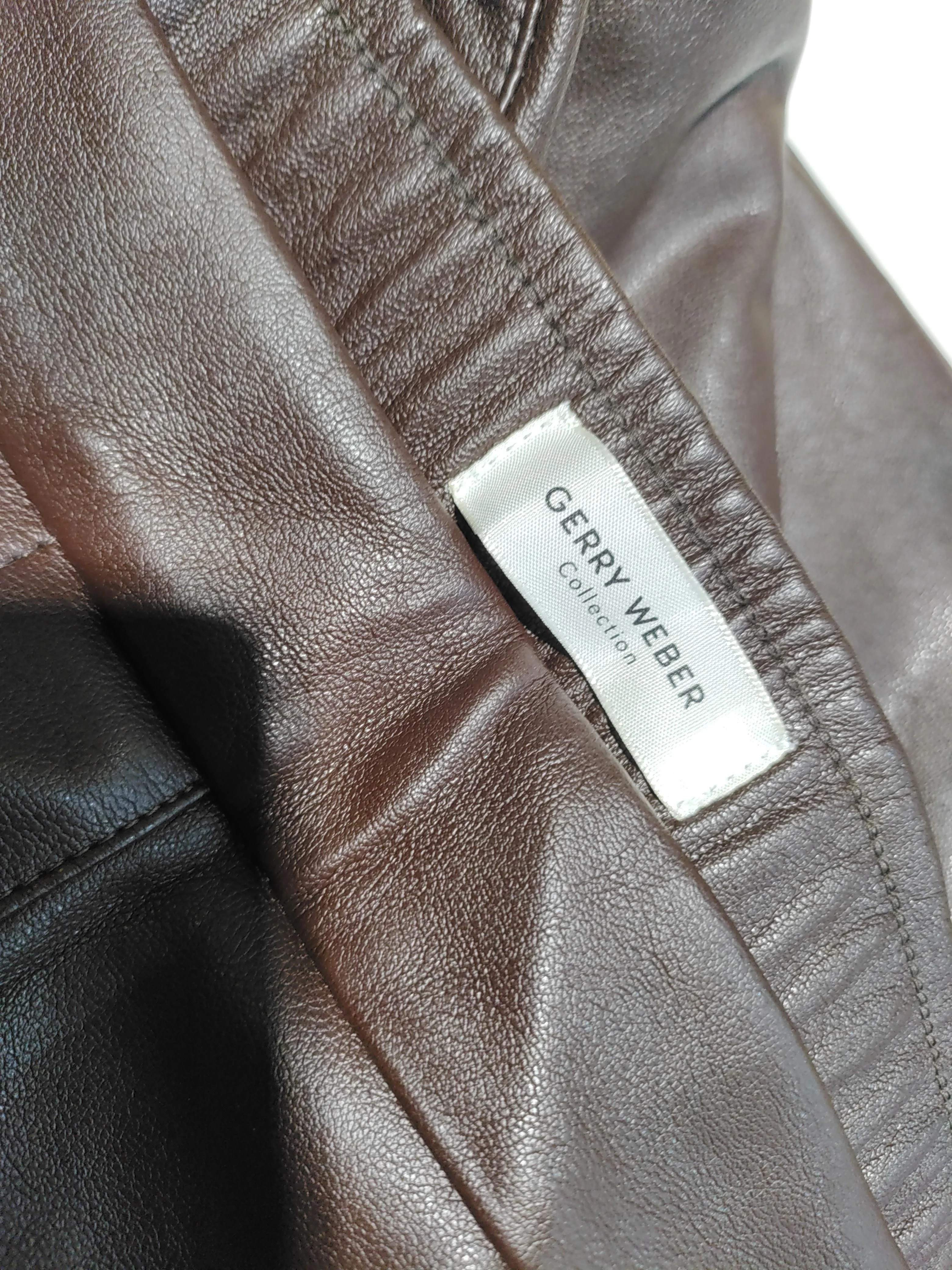 Gerry Weber Women's Trousers W 32 in Brown 100% Faux Leather Tapered Cropped - Image 5