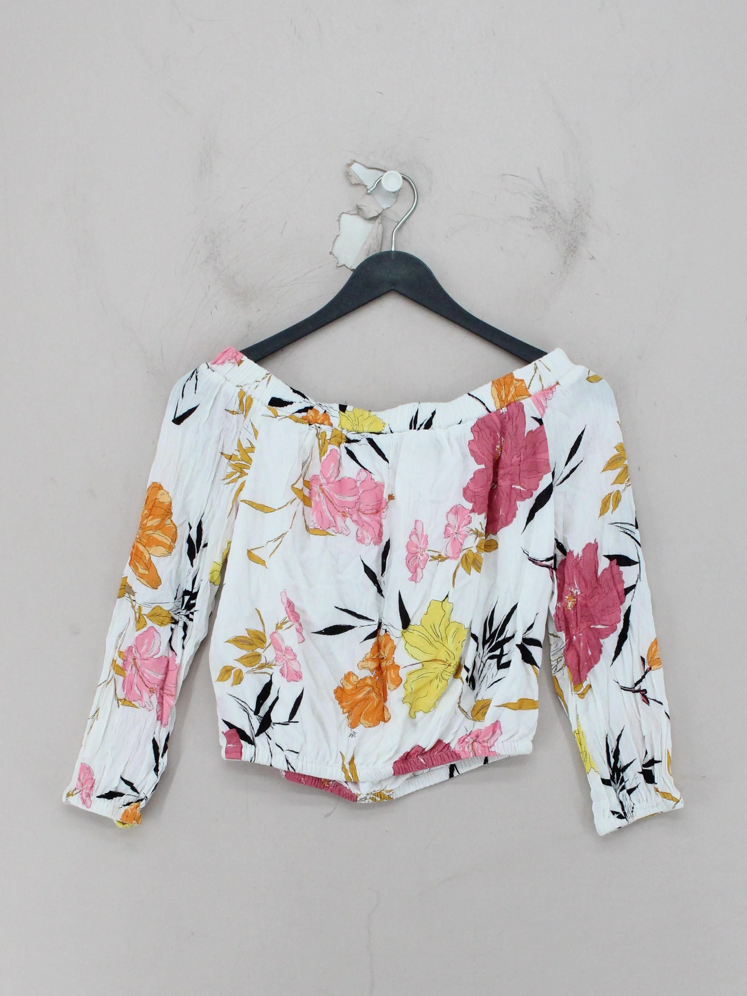 Guess Women's Top XS Multi Floral 100% Viscose 3/4 Sleeve Round Neck Basic - Image 2