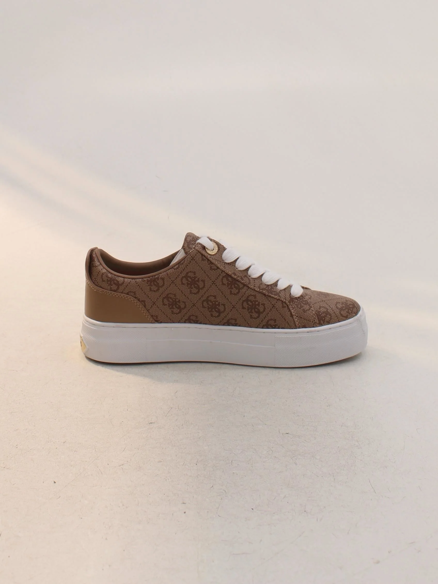 Guess Women's Trainers UK5 EU37.5 US7 in Brown - Image 5