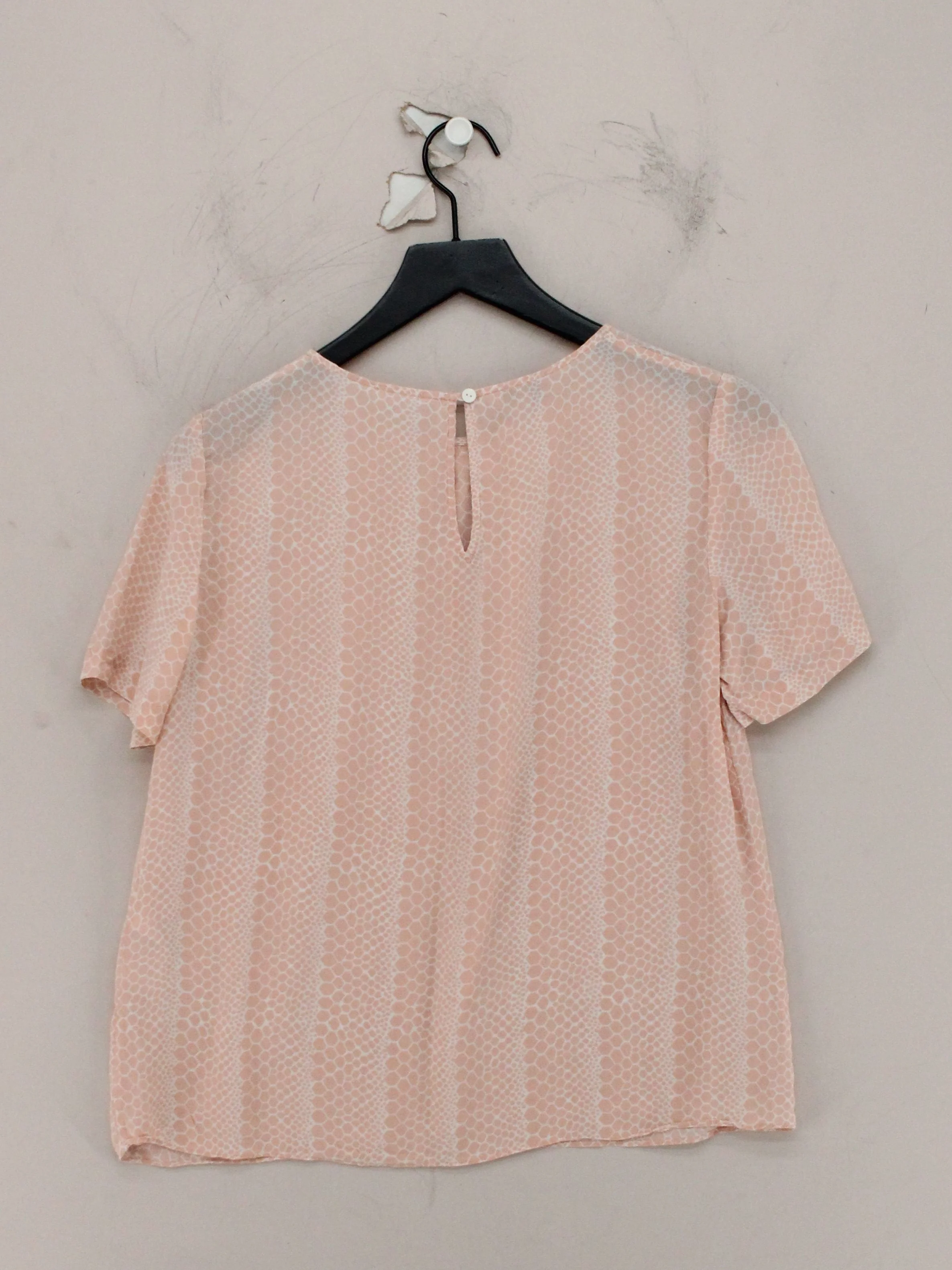 Hobbs Women's Top M Pink Geometric 100% Silk Short Sleeve Round Neck Basic - Image 2