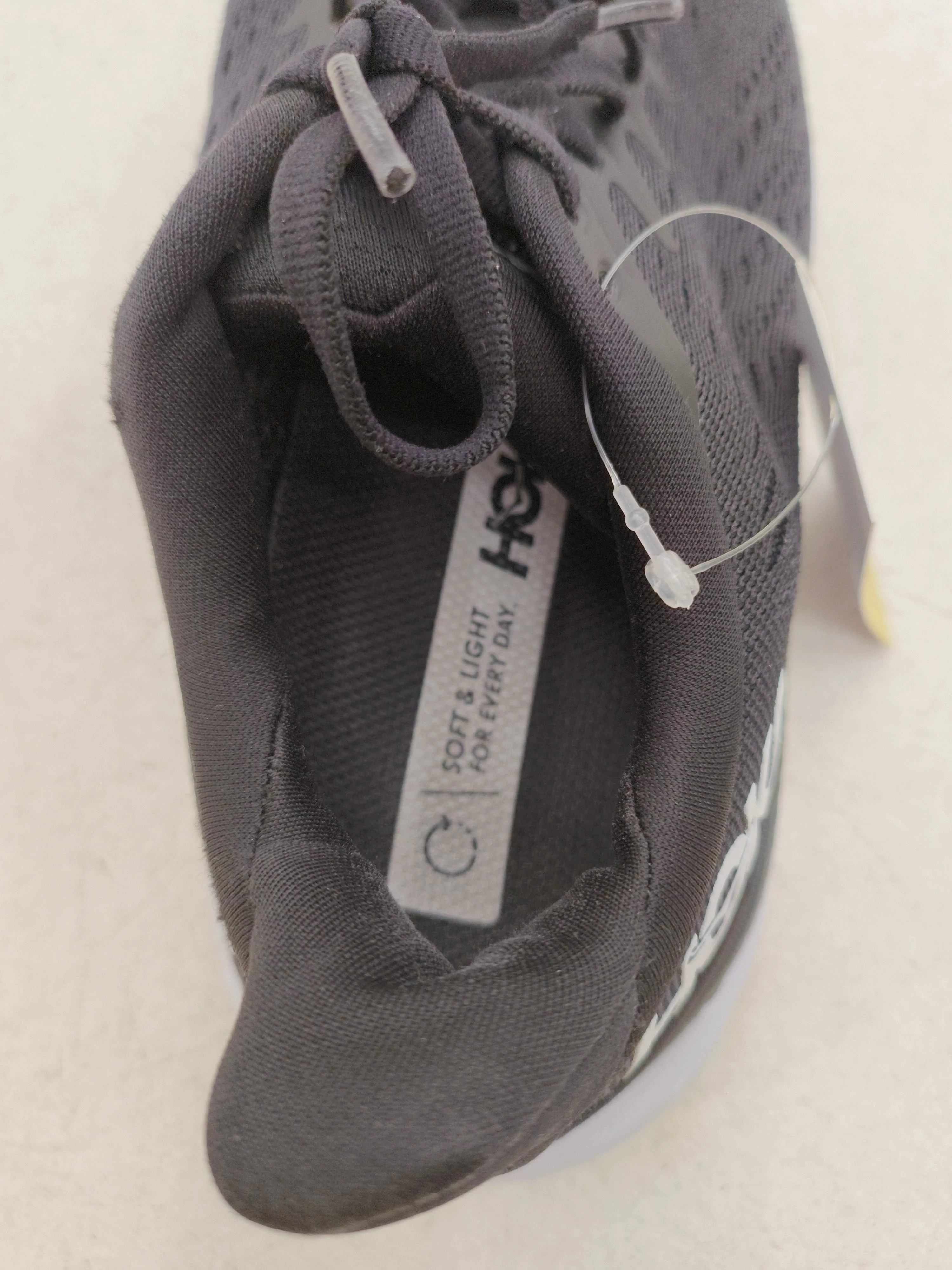 Hoka Women's Trainers UK5.5 in Black - Image 6
